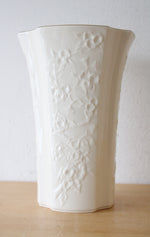 NEW Lenox Legacy Edition Carrington Rose Patterned Ivory Gold Edged Vase