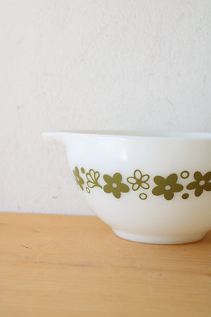 Pyrex 441 Spring Blossom Crazy Daisy Small Cinderella 1.5 Pint Mixing Bowl