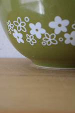 Pyrex 442 Green Spring Blossom Crazy Daisy 1.5 Quart Cinderella Mixing Bowl