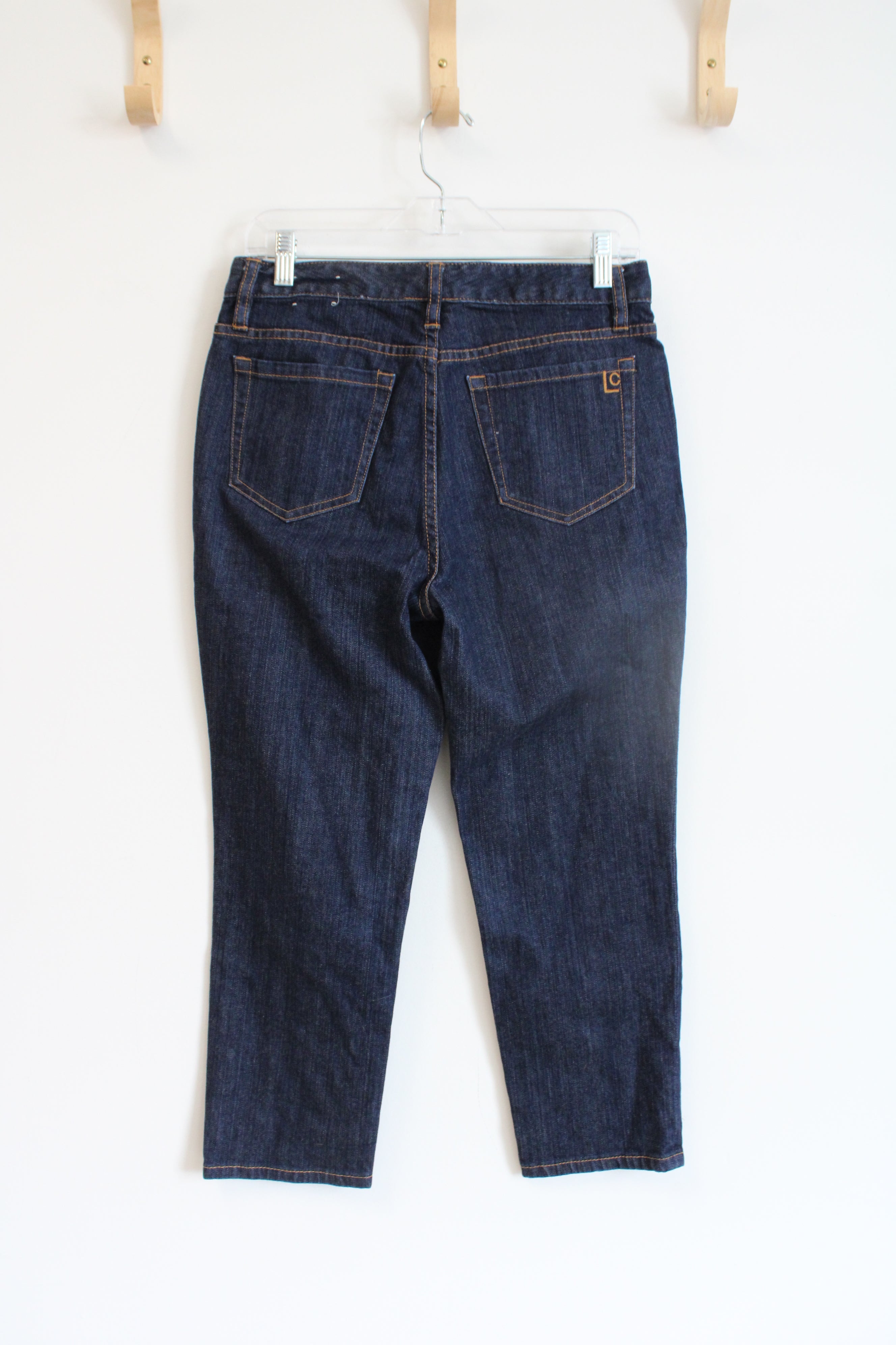 Liz Claiborne Slim Dark Wash Jean Capris | 6