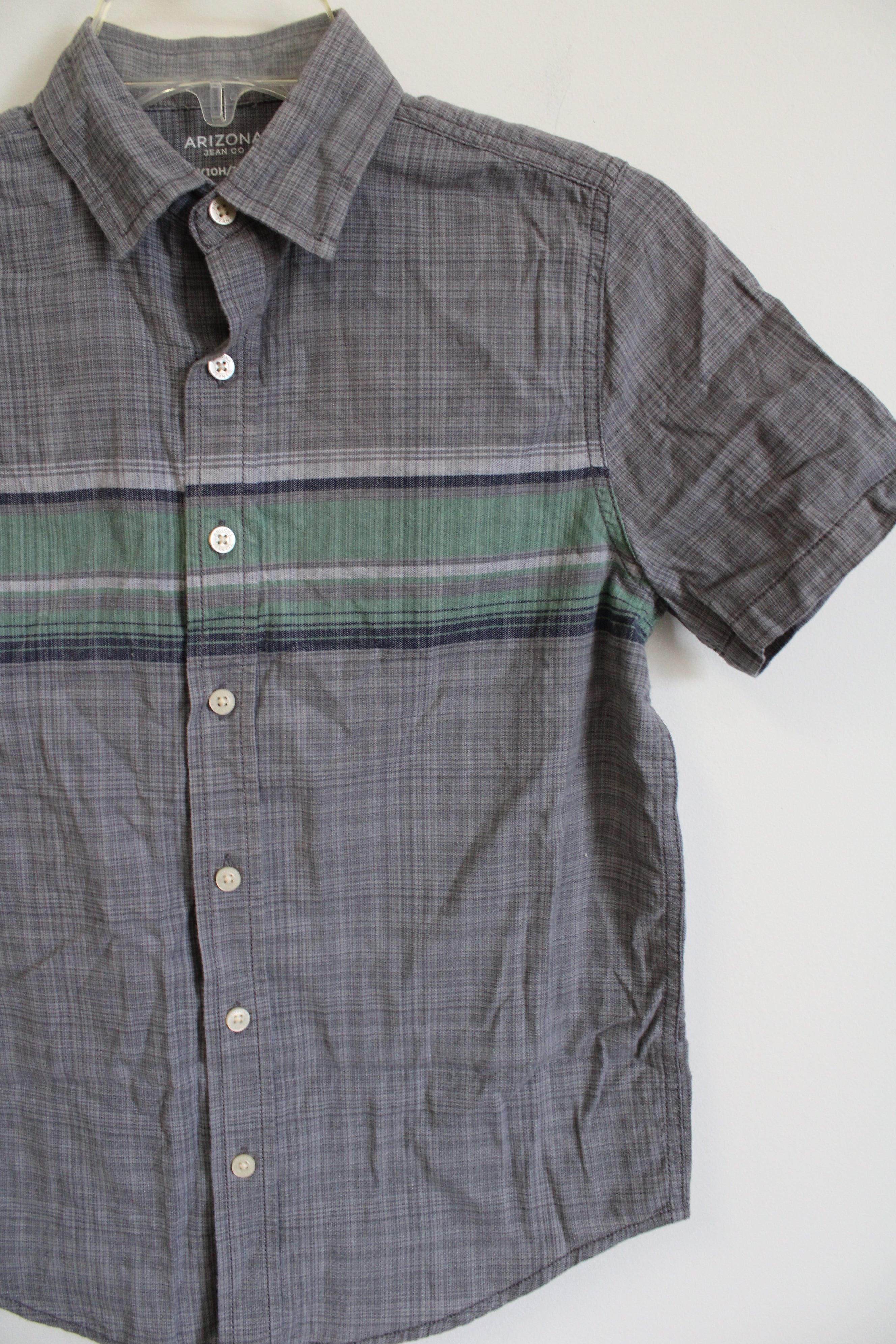 Arizona Button Up Gray Short-Sleeve Shirt | 10/12