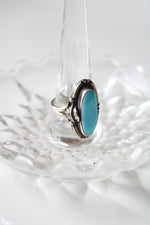 Oval Turquoise Sterling Silver Ring | Size 7.5