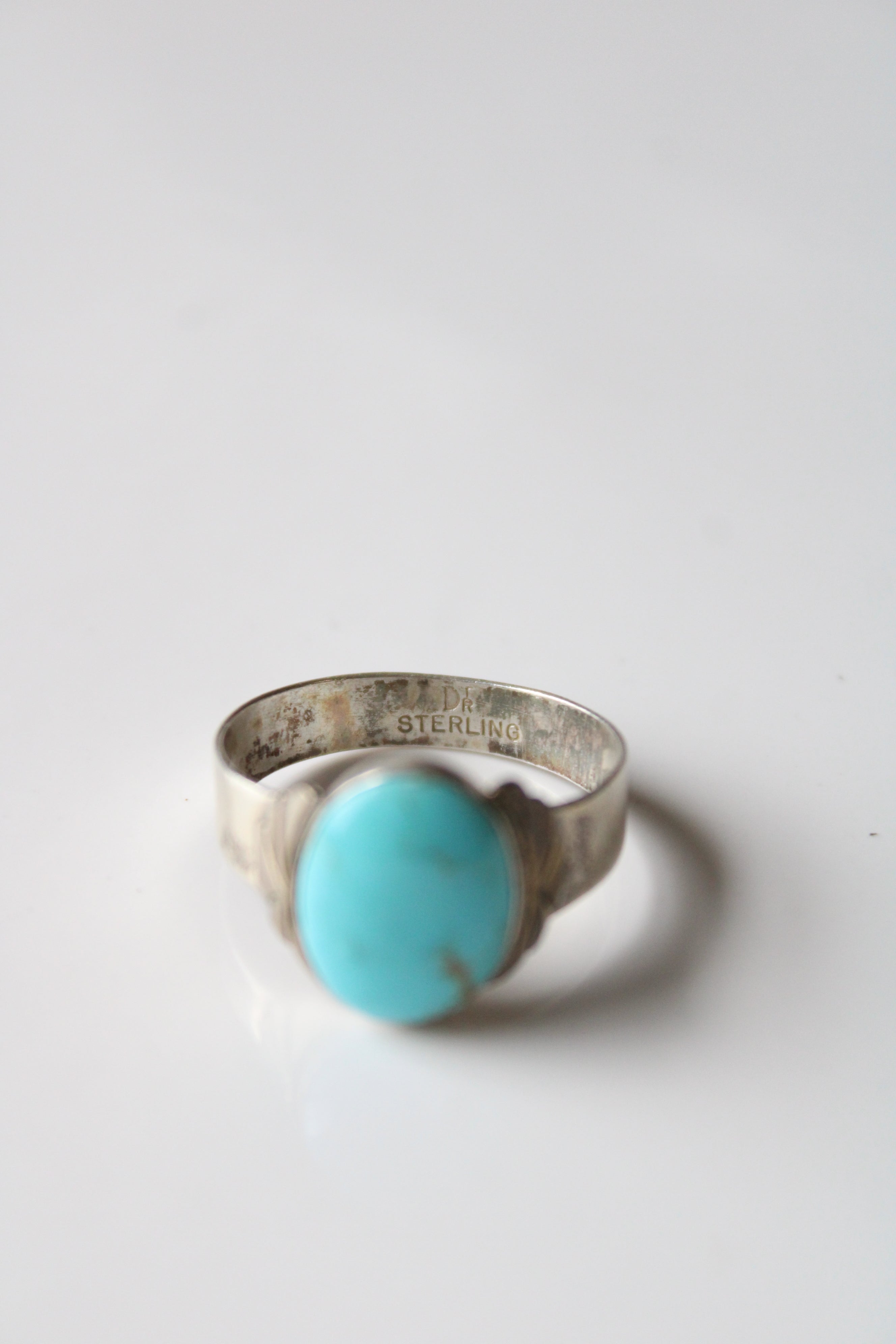 Turquoise Oval DTR Sterling Silver Ring | Size 11