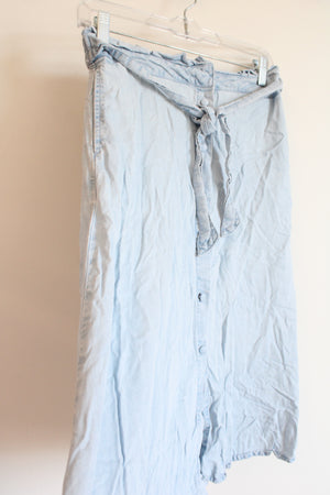 H&M & Denim Light Wash Chambray Button Down Skirt | 4