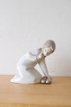 Lladro Porcelain Little Girl With Slippers Fiqurine