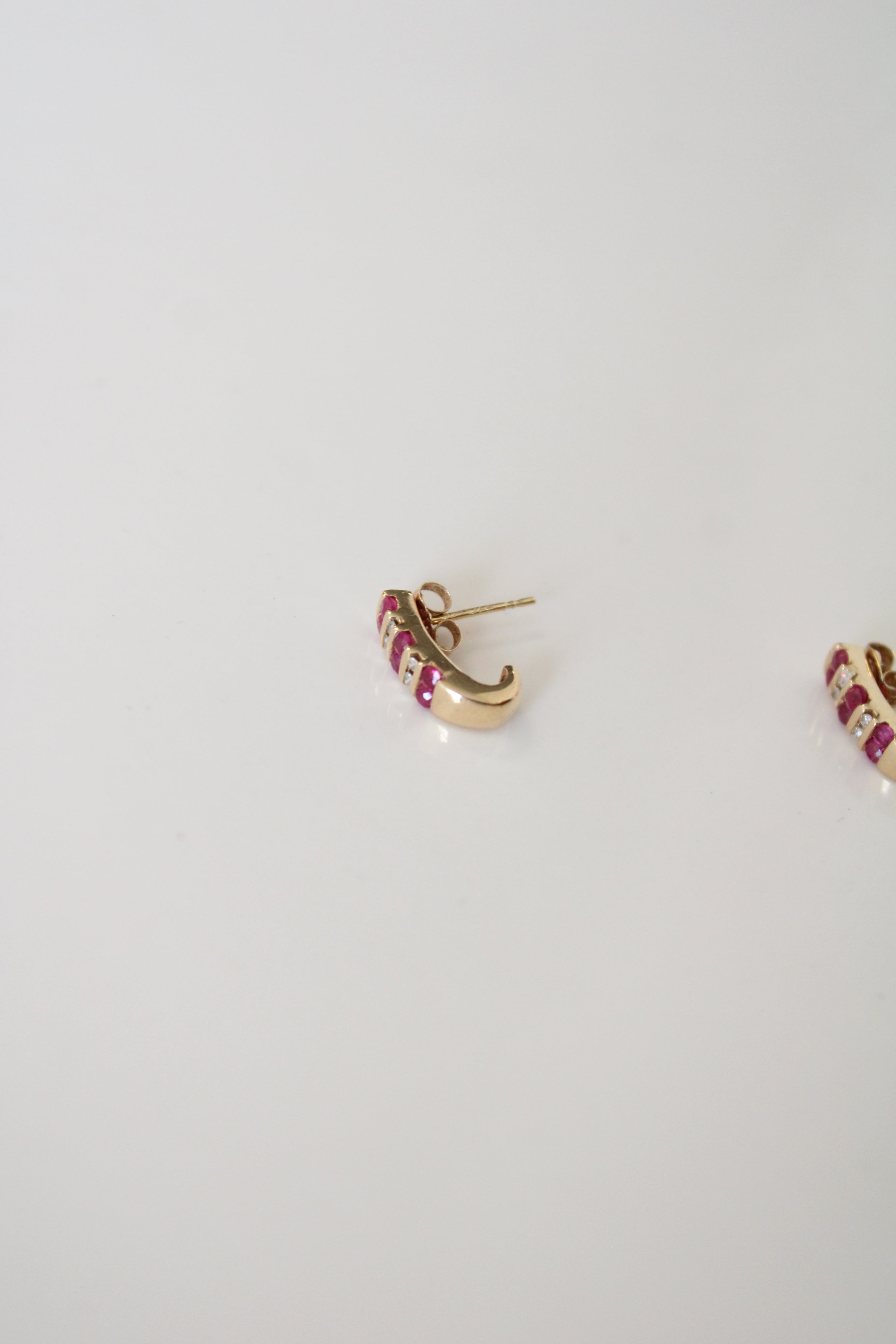 14KT 585 Ruby & Diamond Gold Huggie Hoop Earrings