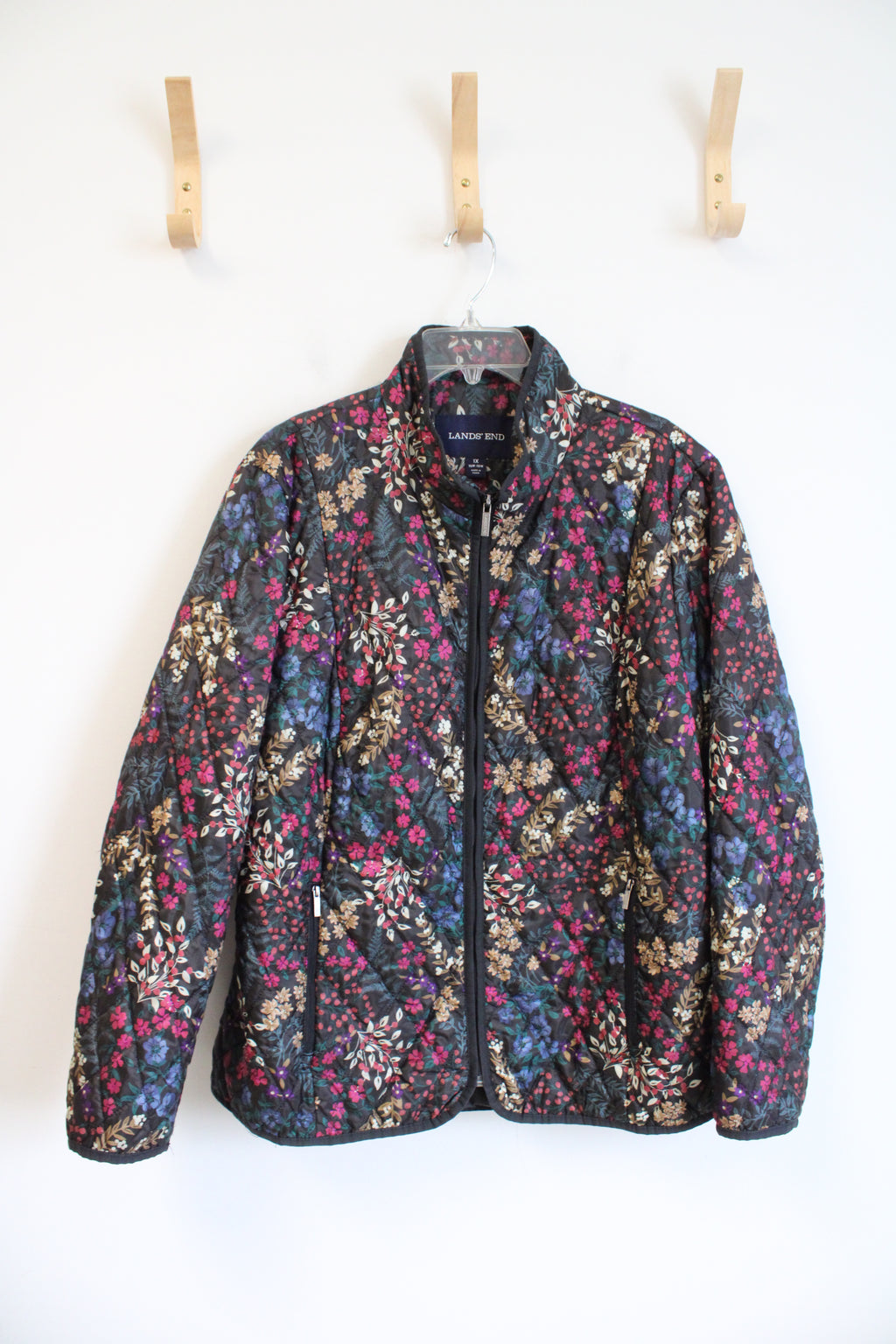 Lands' End Black Multi-Colored Floral Quilted Jacket | 1X