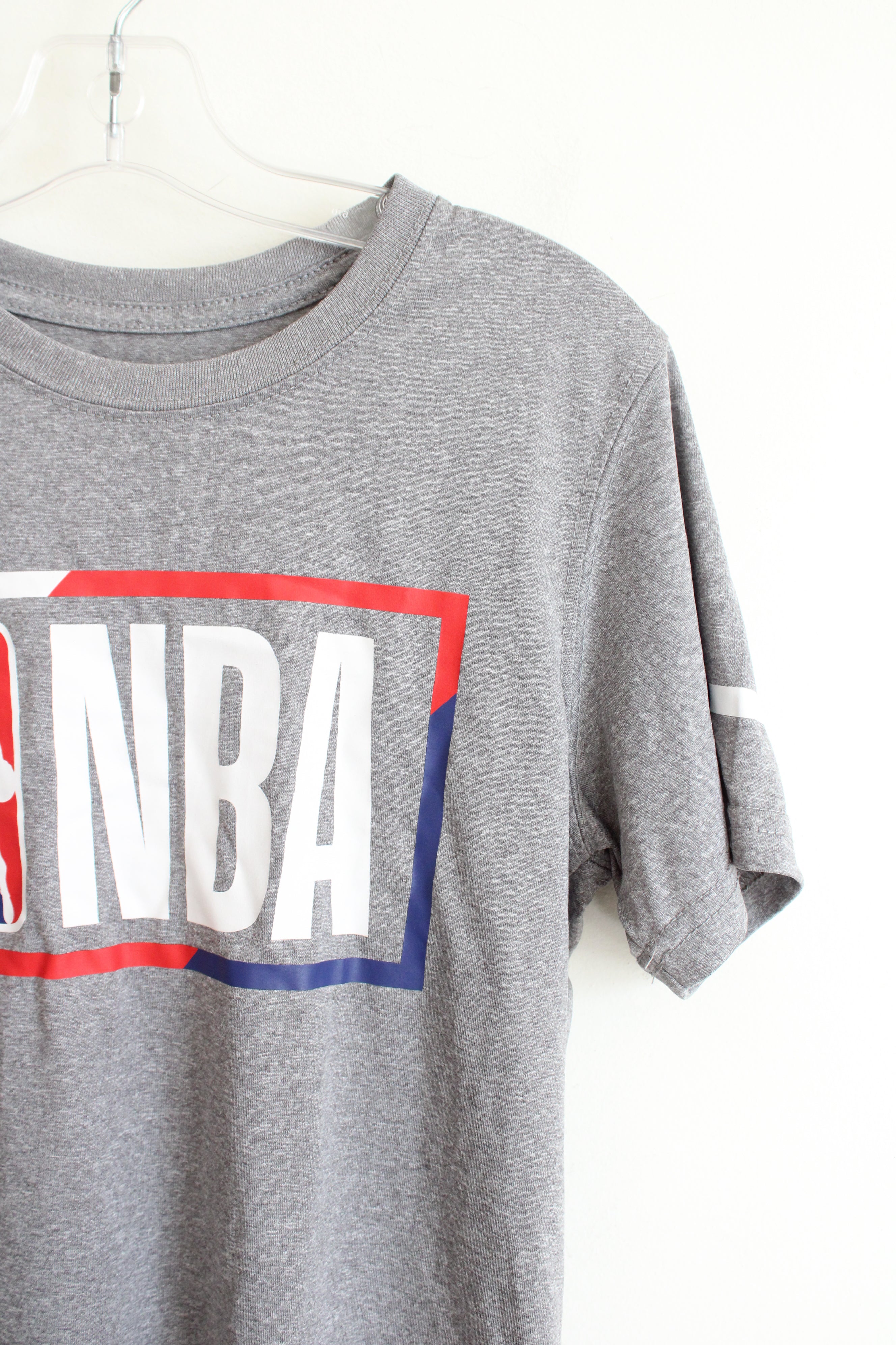 NBA Red White & Blue Logo Gray Athletic Shirt | Youth M (10/12)