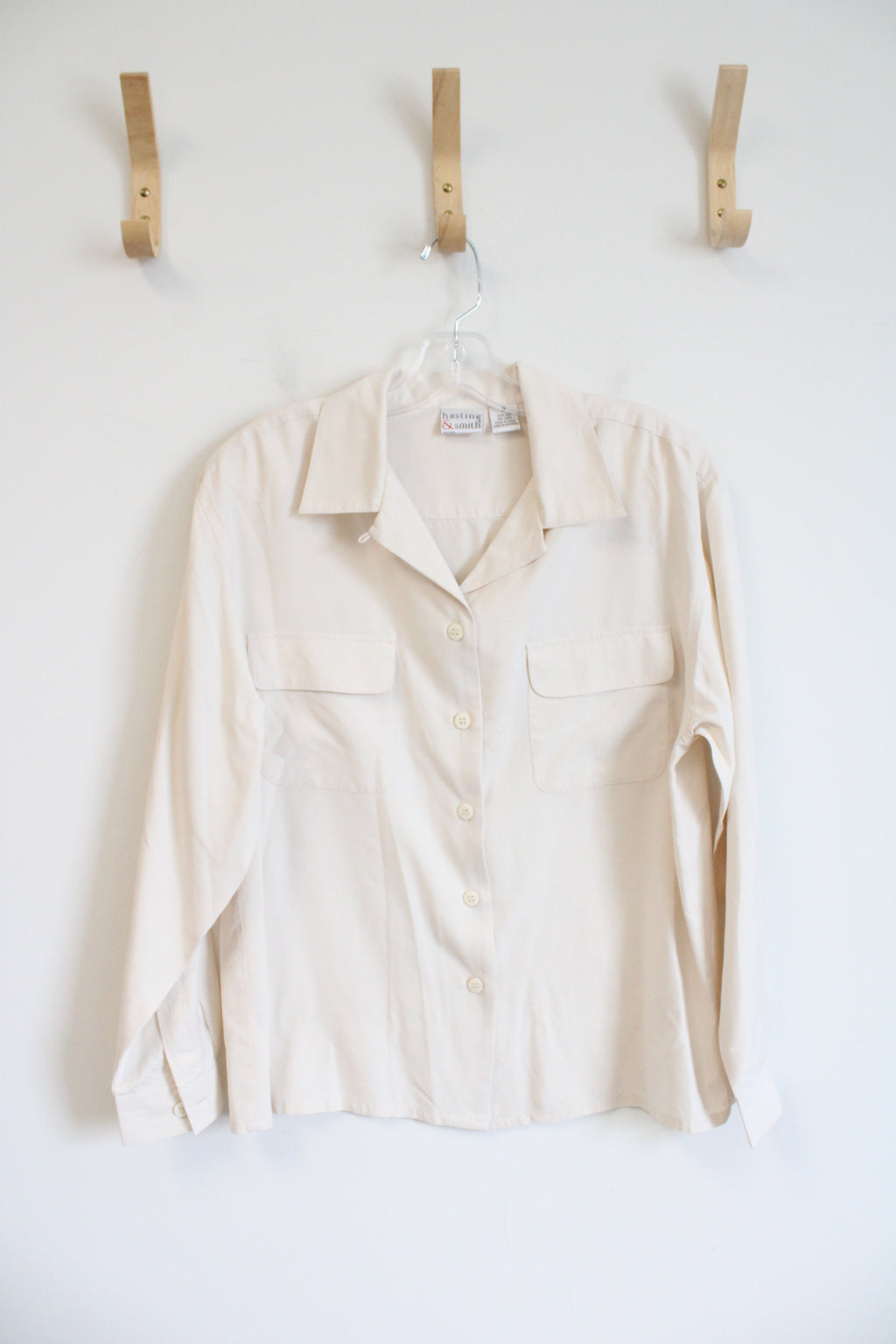 Hasting & Smith Vintage Cream Silk Button Down Top | M