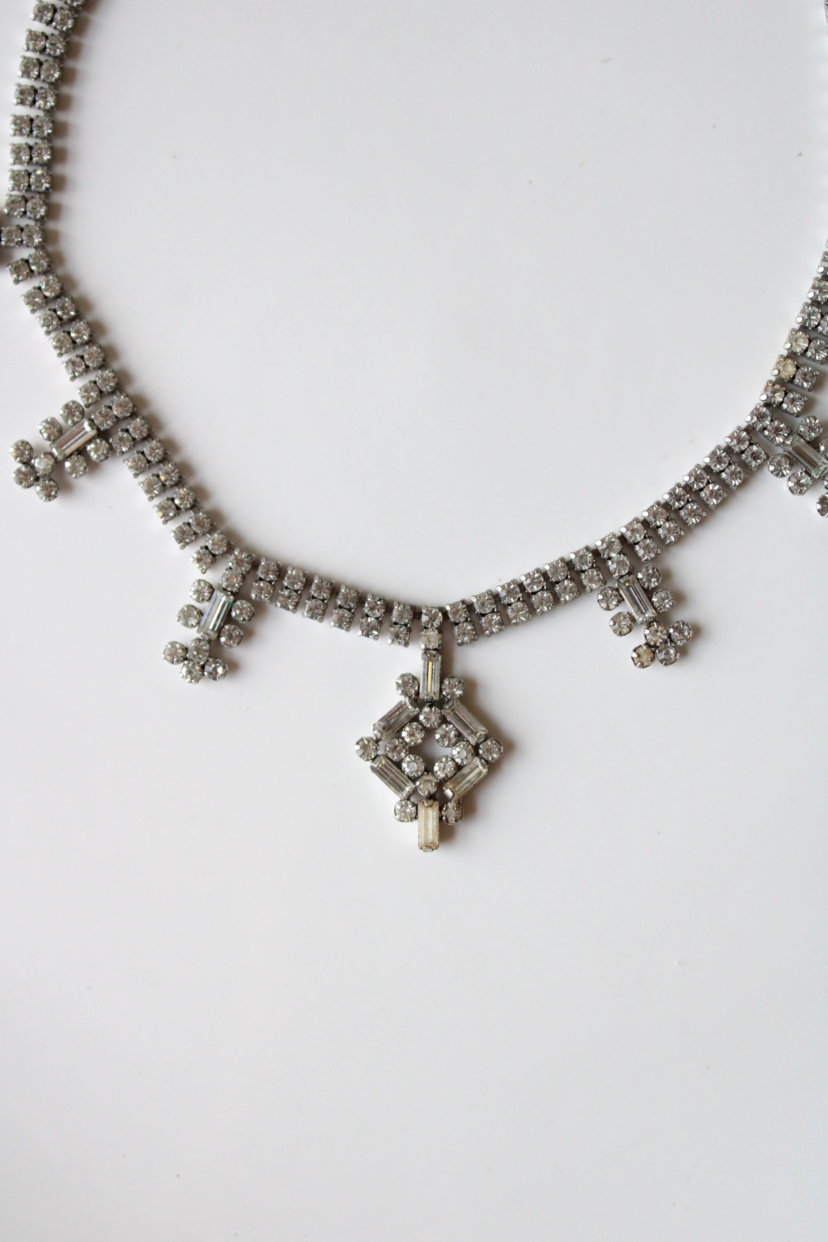 Garne Jewelry Crystal Rhinestone Vintage Necklace