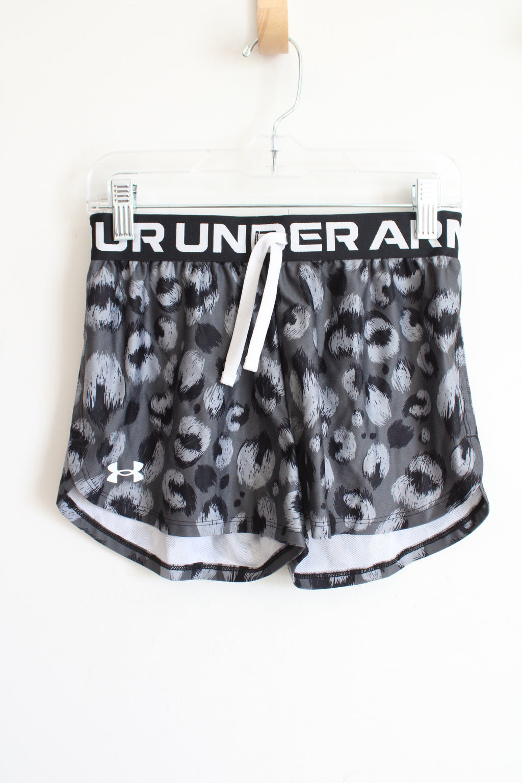 Under Armour Black & Gray Patterned Athletic Shorts | Youth M (10/12)