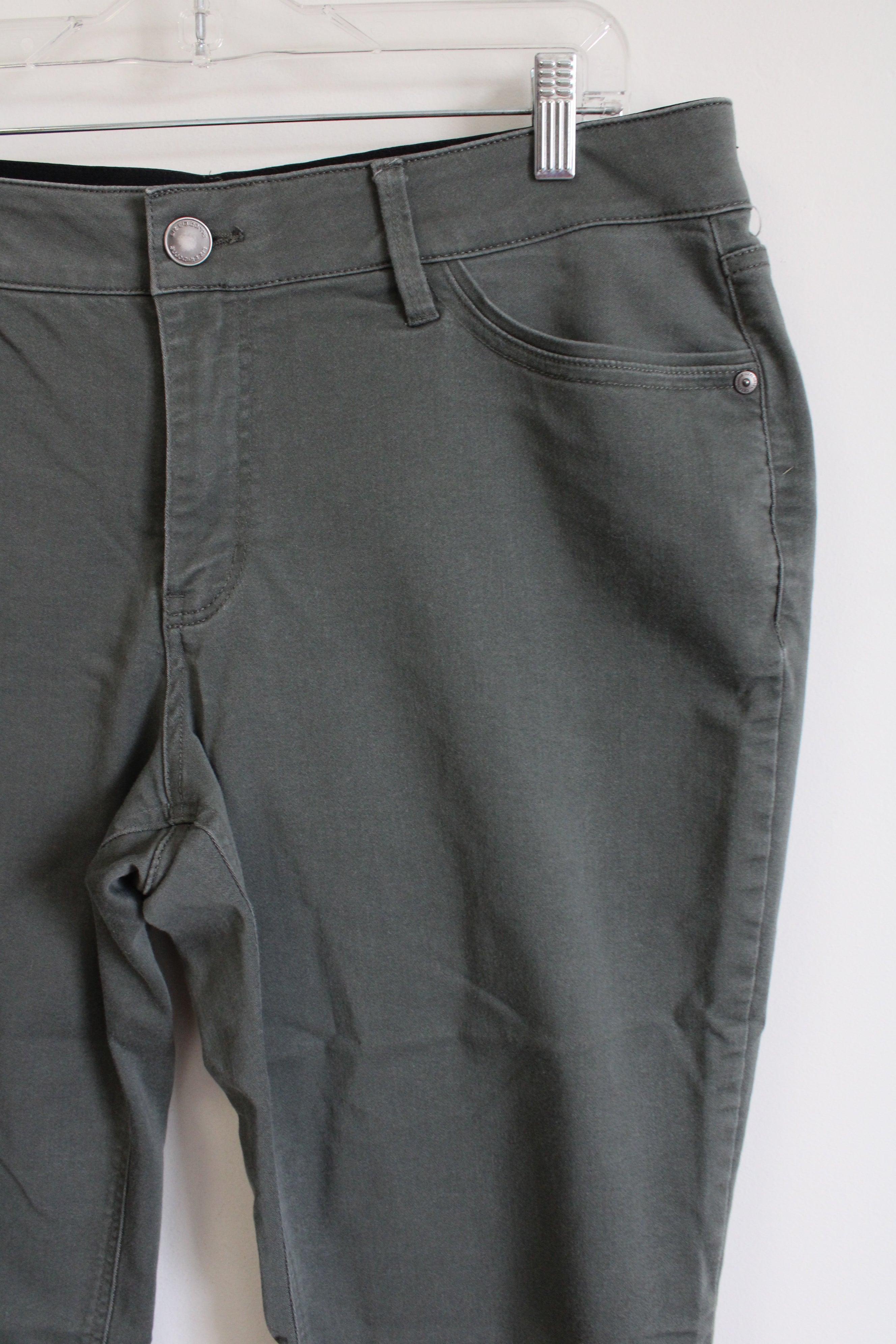 Laiborne Green Capri Pants | 6