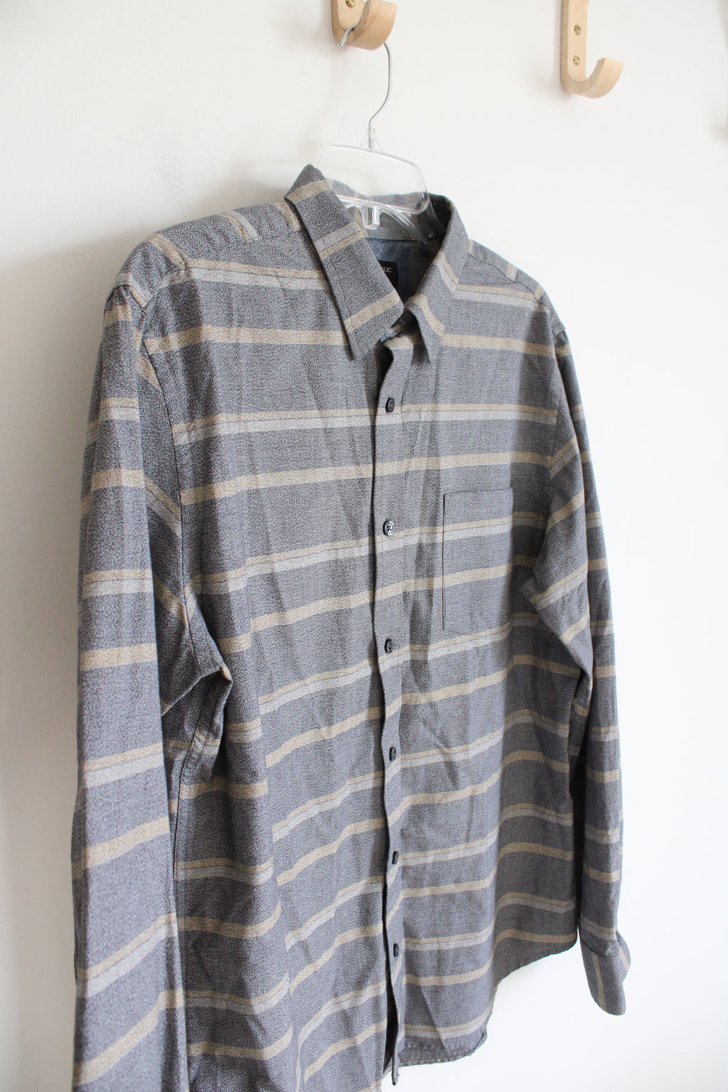 Banana Republic Soft Wash Tailored Slim Fit Gray Striped Button Down Shirt | L