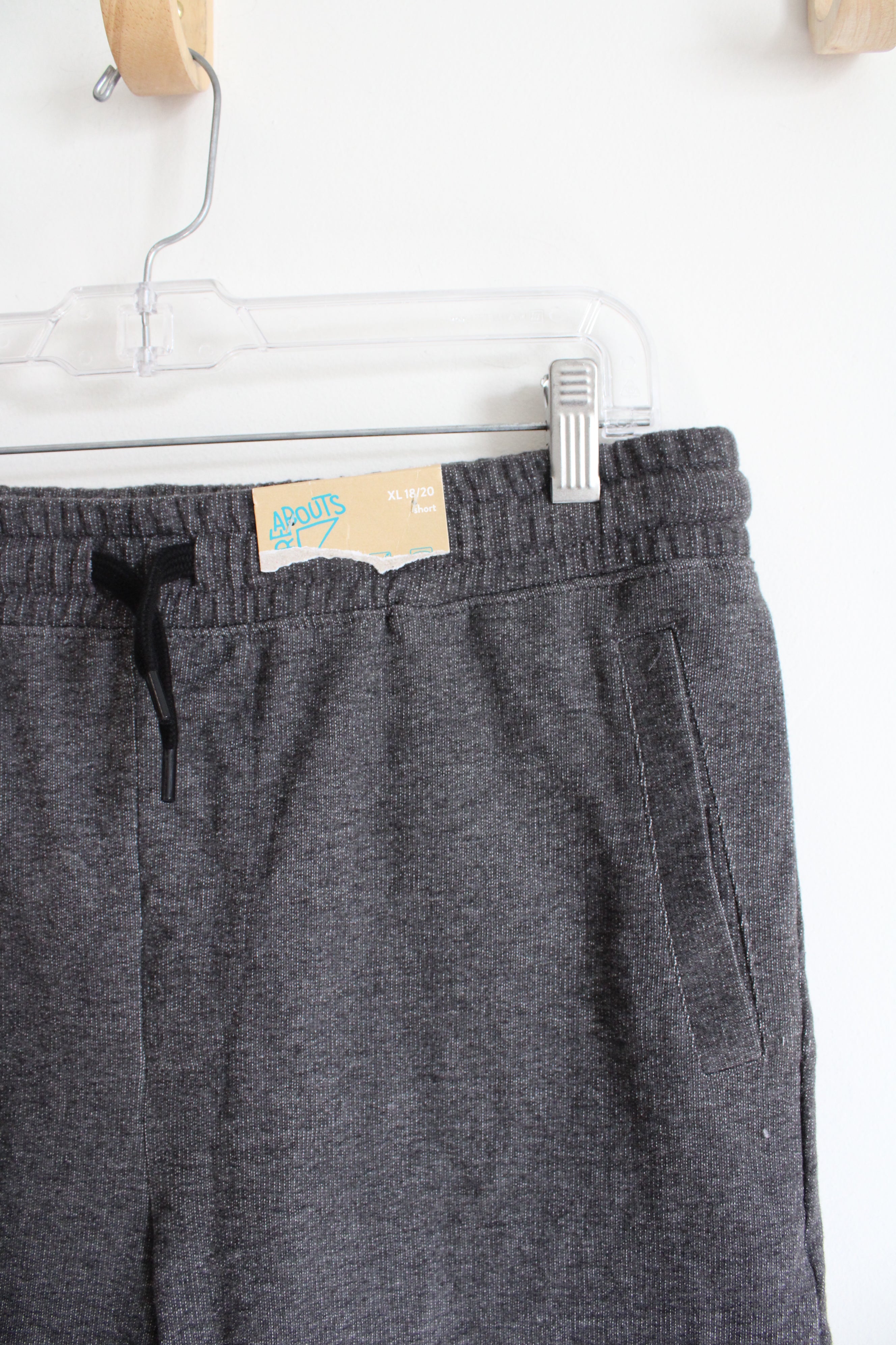 NEW Thereabouts Dark Gray Sweatshorts | Youth XL (18/20)