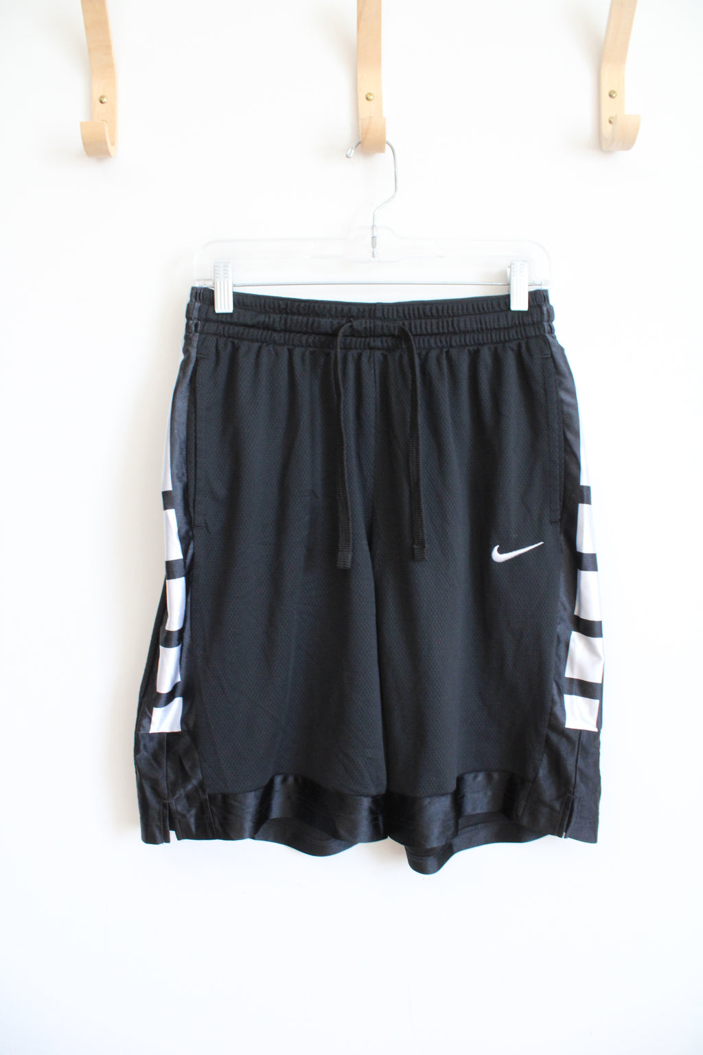 Nike Black & White Athletic Shorts | L