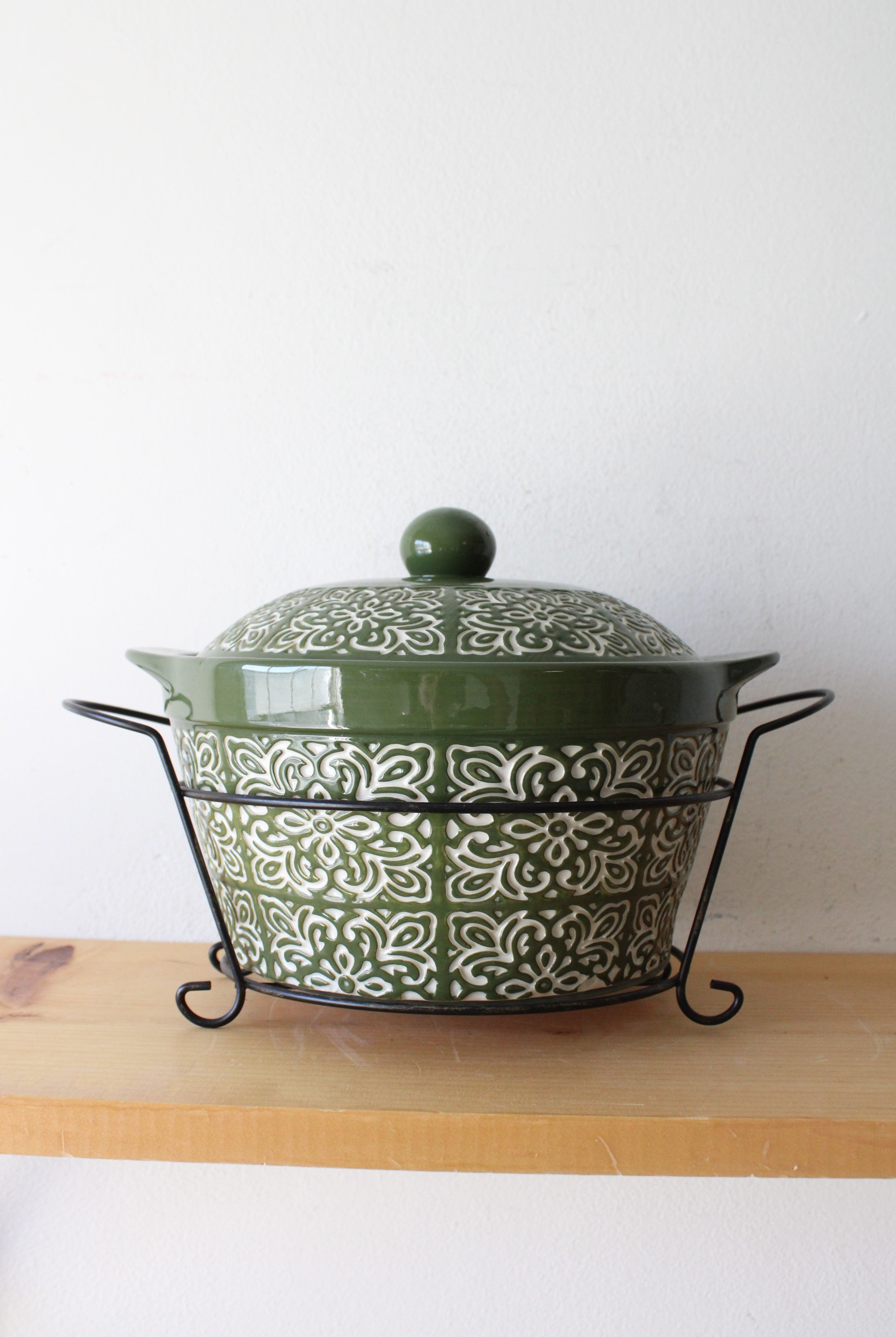 Temp-Tations Carved Medallion 2.5 QT Green Ceramic Crock Serving Dish