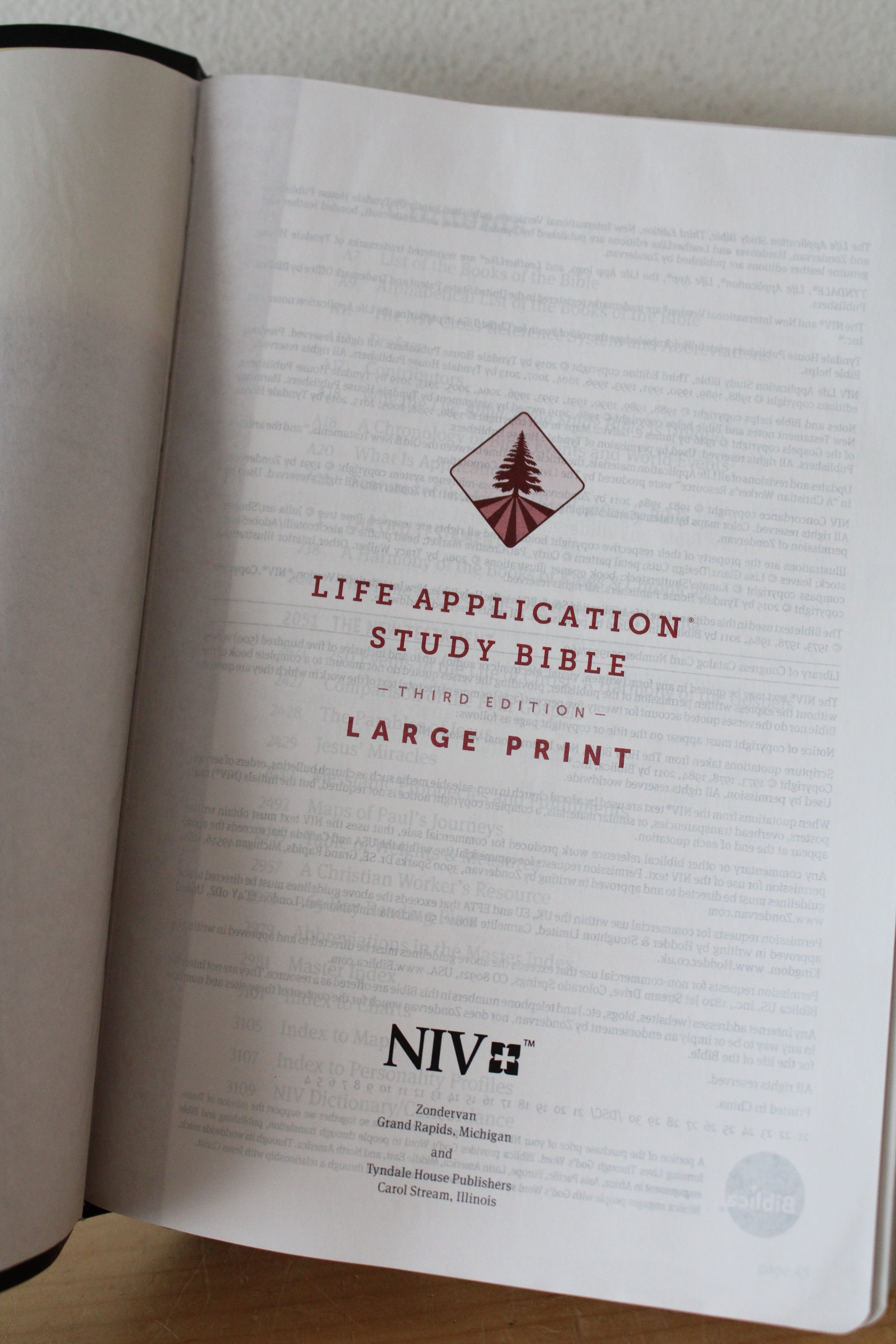 Life Application NIV Large Print Study Bible