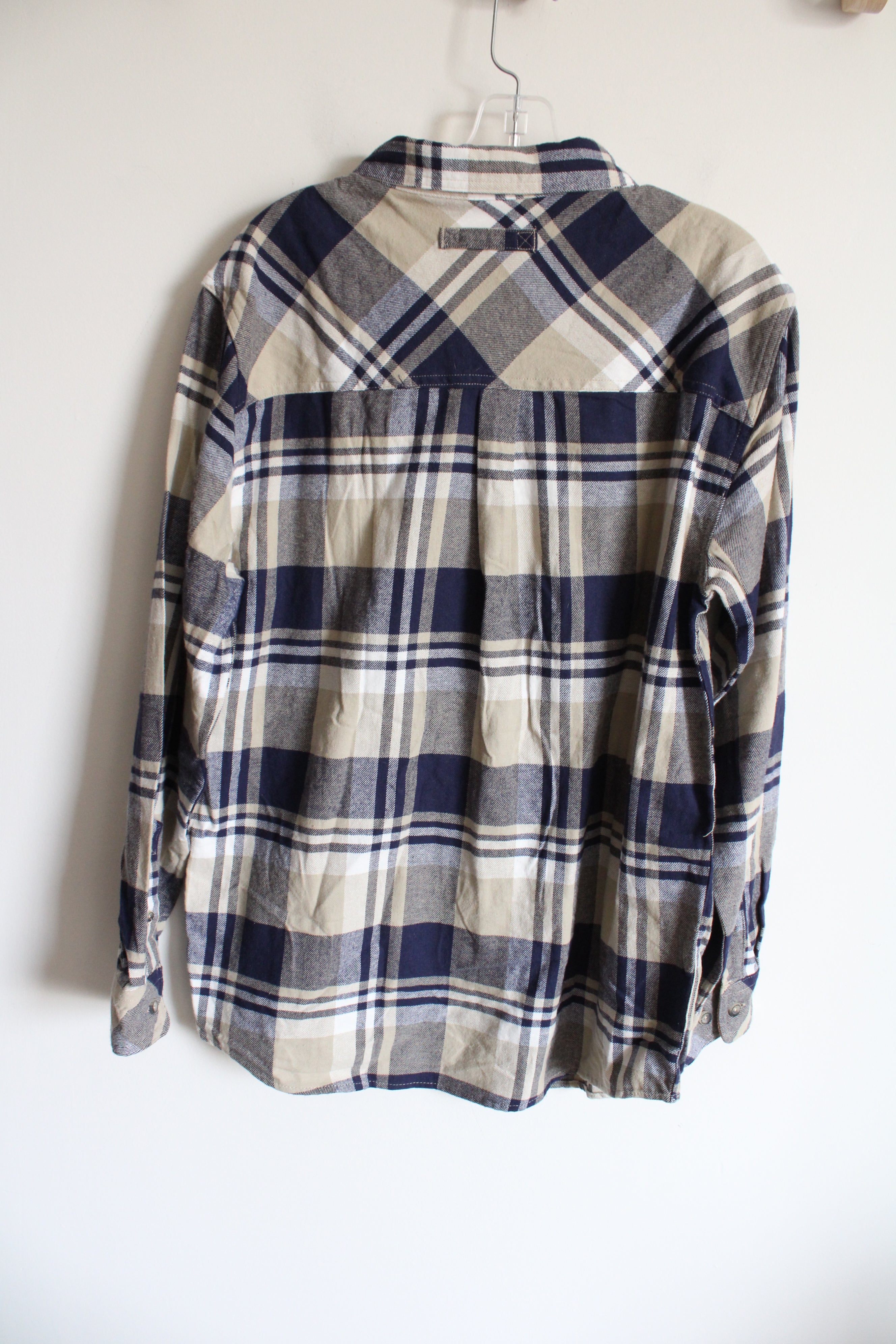 Legendary Whitetails Blue Tan White Plaid Flannel | M