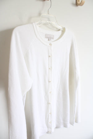 Carolyn Taylor Soft White Pearl Buttoned Cardigan | 1X