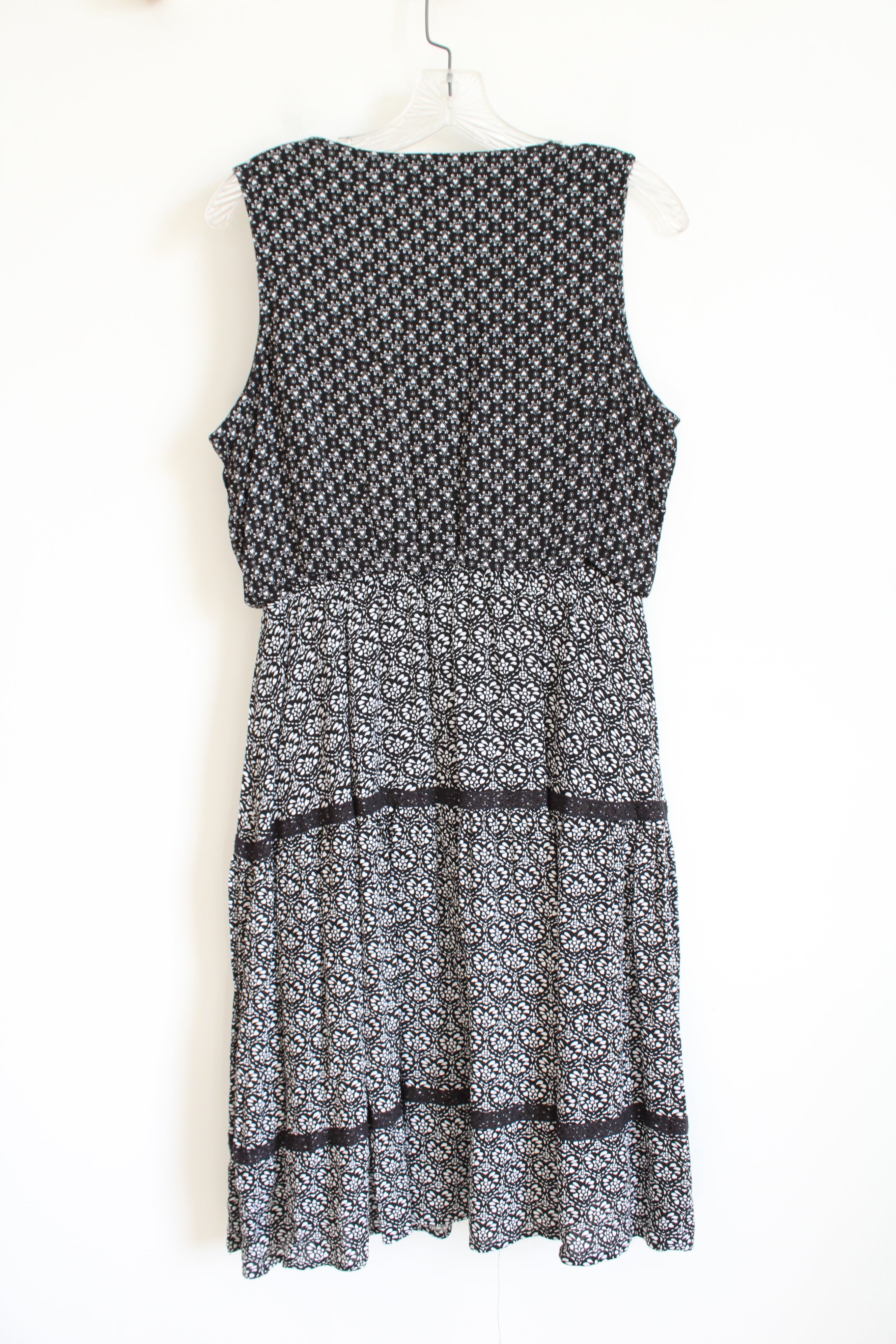 Lauren Conrad Black & White Patterned Tiered Dress | S