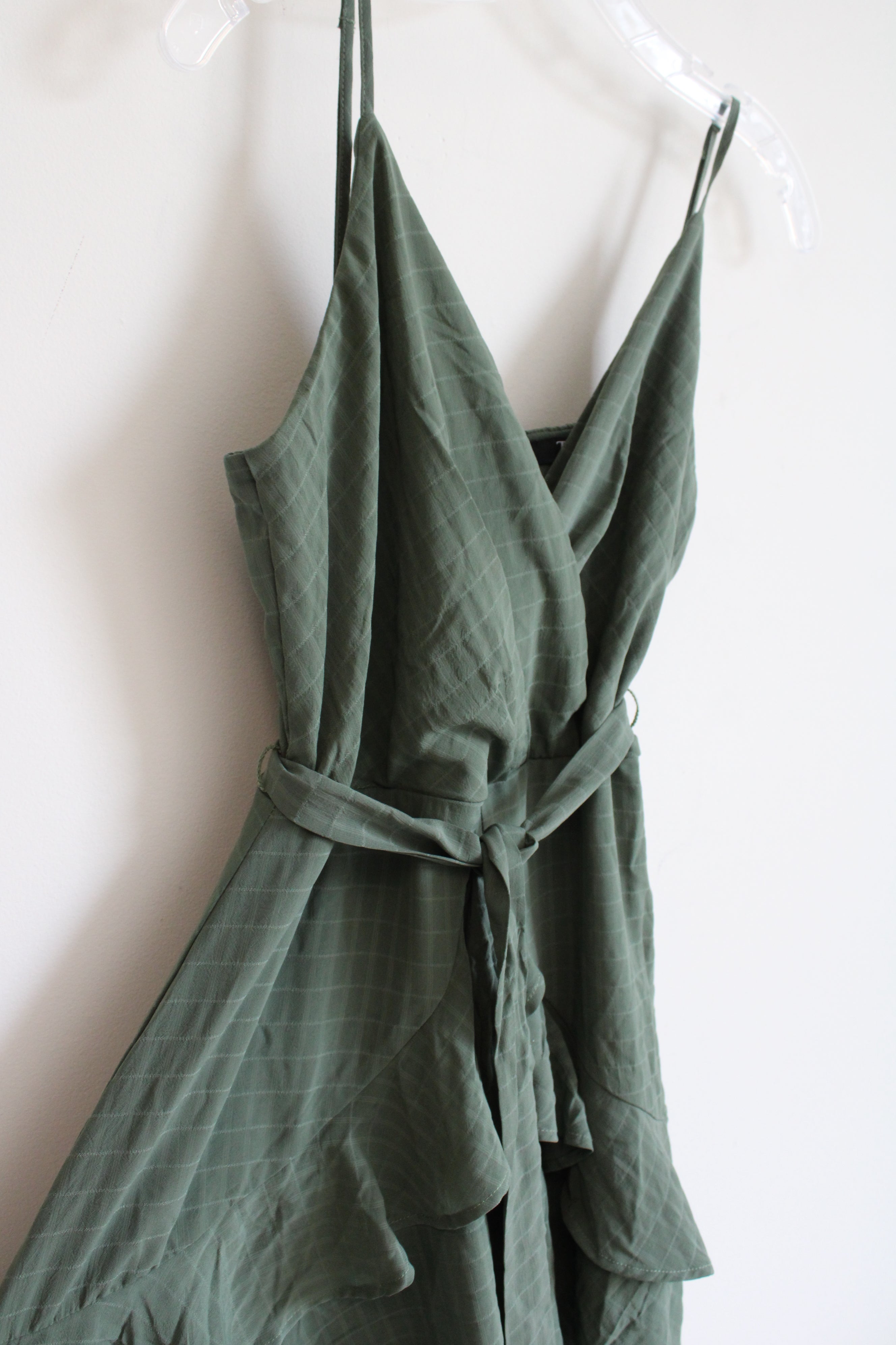 Trixxi Green Patterned Ruffled Hem Dress | M