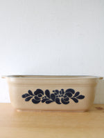 Pfaltzgraff  Yorktowne Folk Art 2QT Pottery 235 Loaf Dish