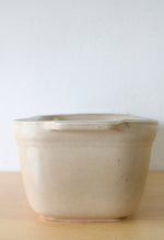 Pfaltzgraff  Yorktowne Folk Art 2QT Pottery 235 Loaf Dish
