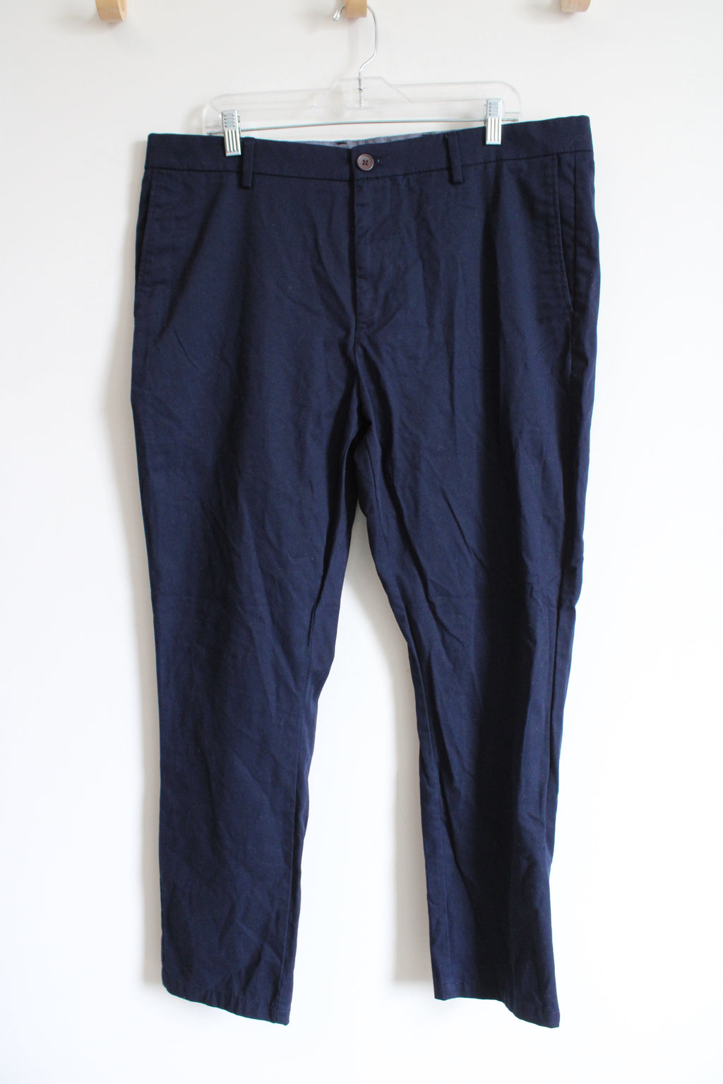 Old Navy Ultimate Skinny Built-In Flex Navy Dress Pants | 38X30