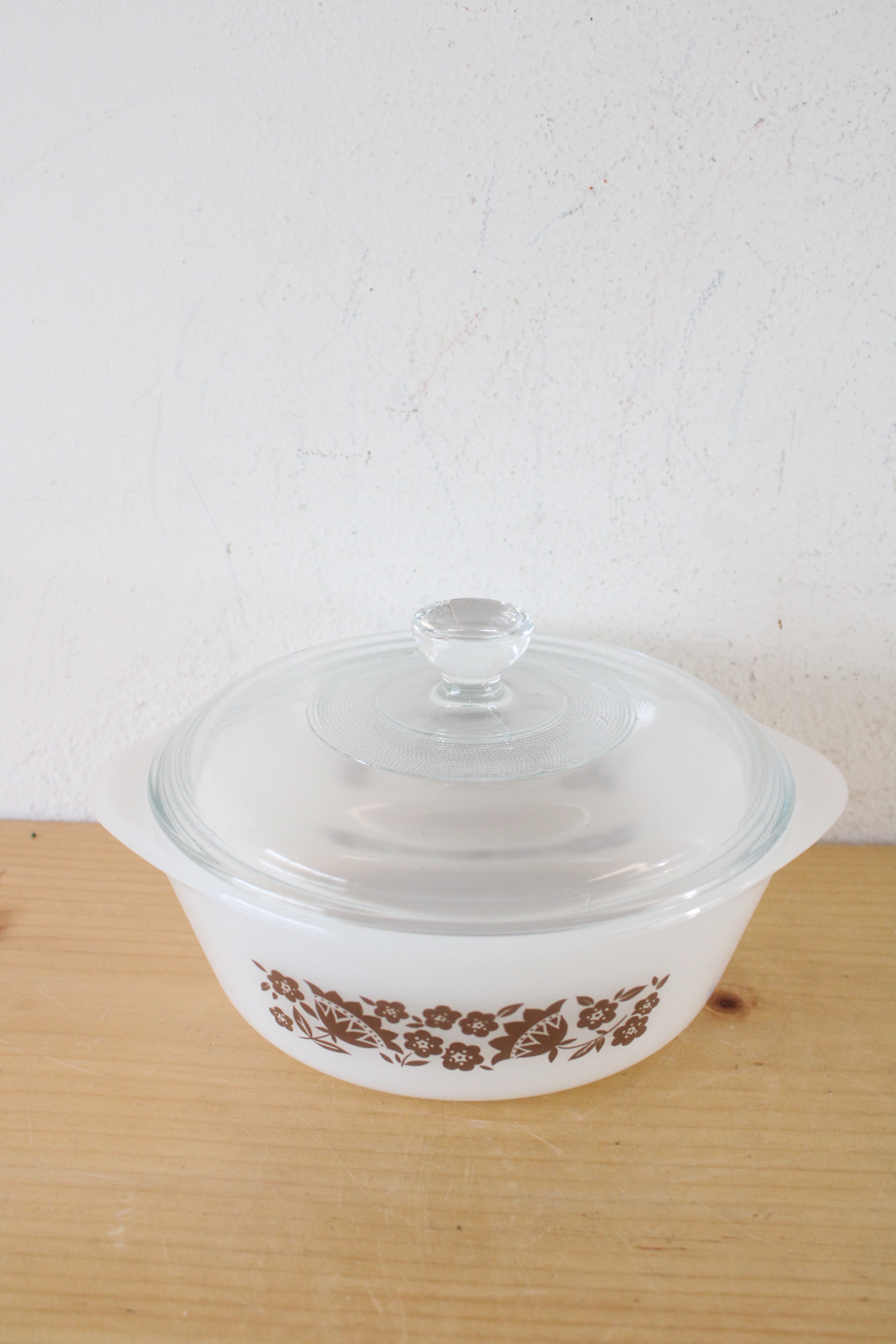 Glasbake JS10 Brown Floral 1 Qt. Round Covered Dish