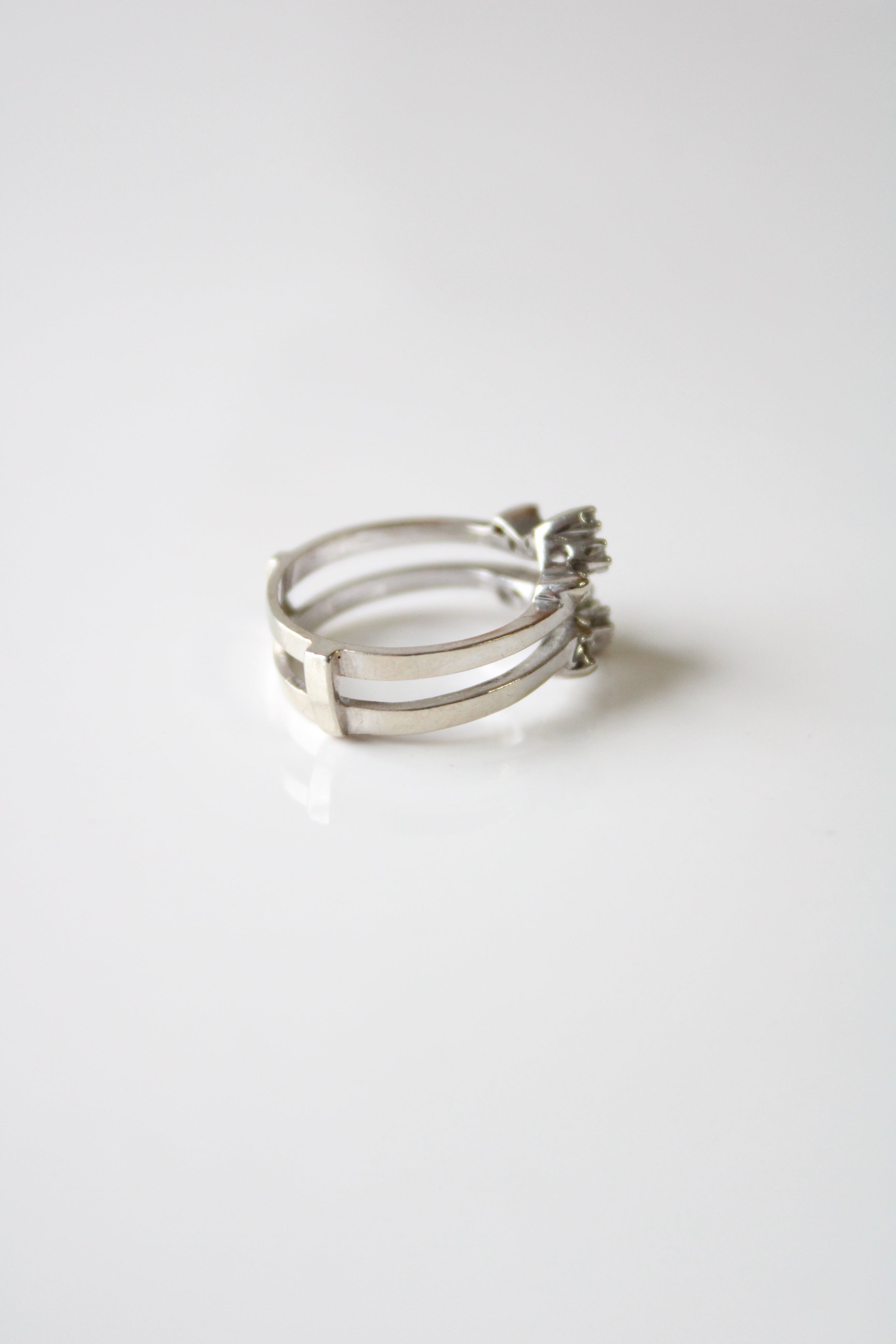 14KT White Gold Enhancer Ring | Size 6