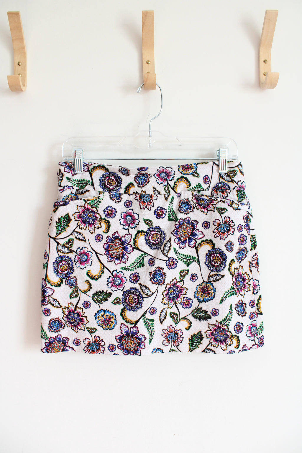 Attyre Multi-Colored Floral Skort | 8