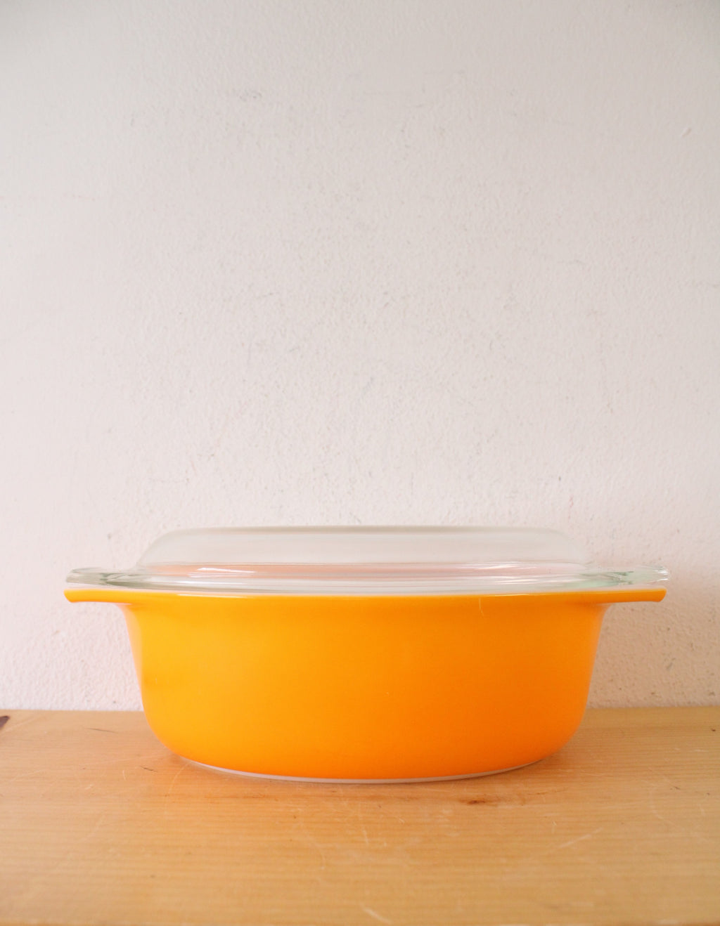 Pyrex Vintage 043 1.5 Quart Tangerine Oval Covered Baking Dish