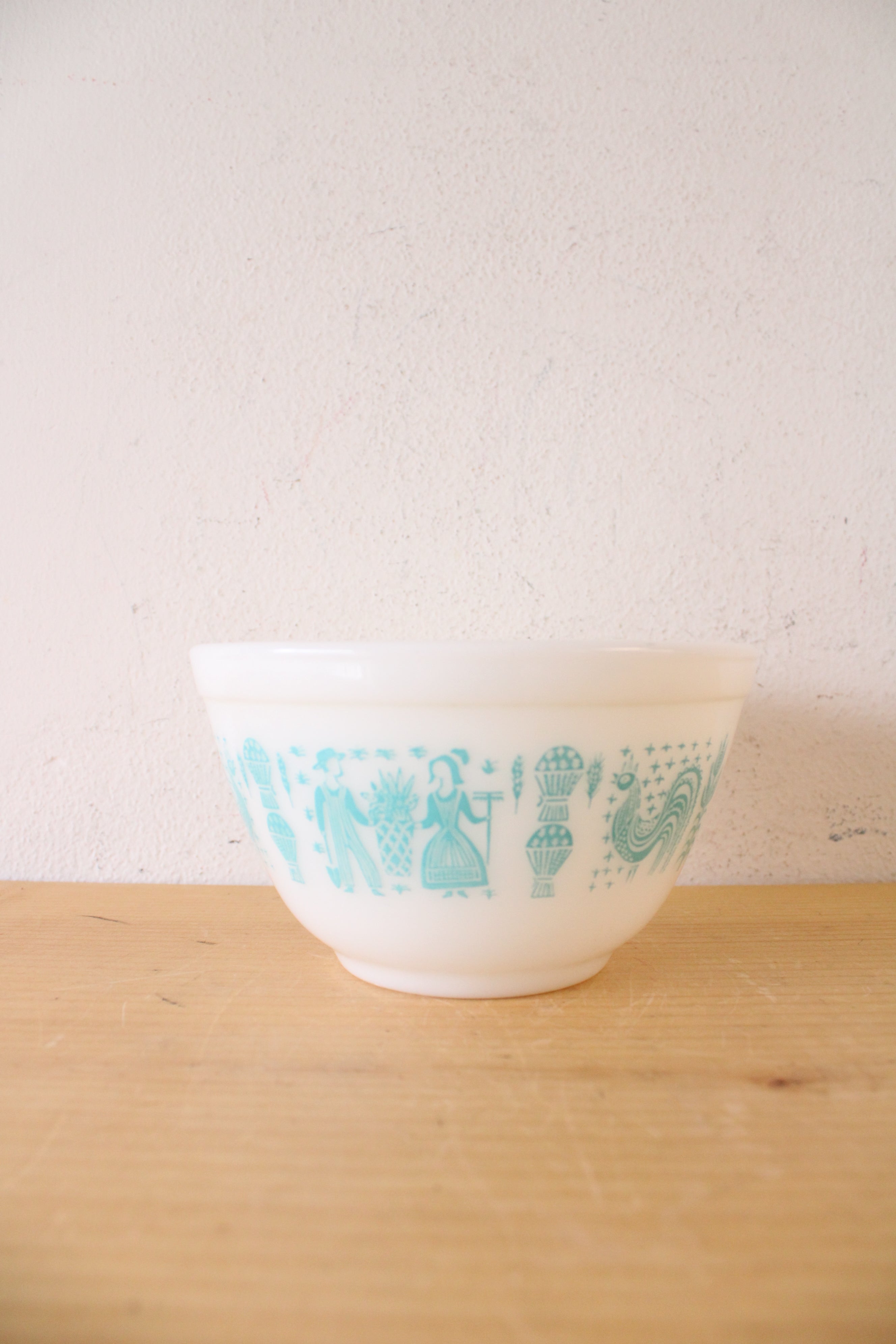 Pyrex Vintage #401 1.5 Pint Amish Butterprint Small Bowl