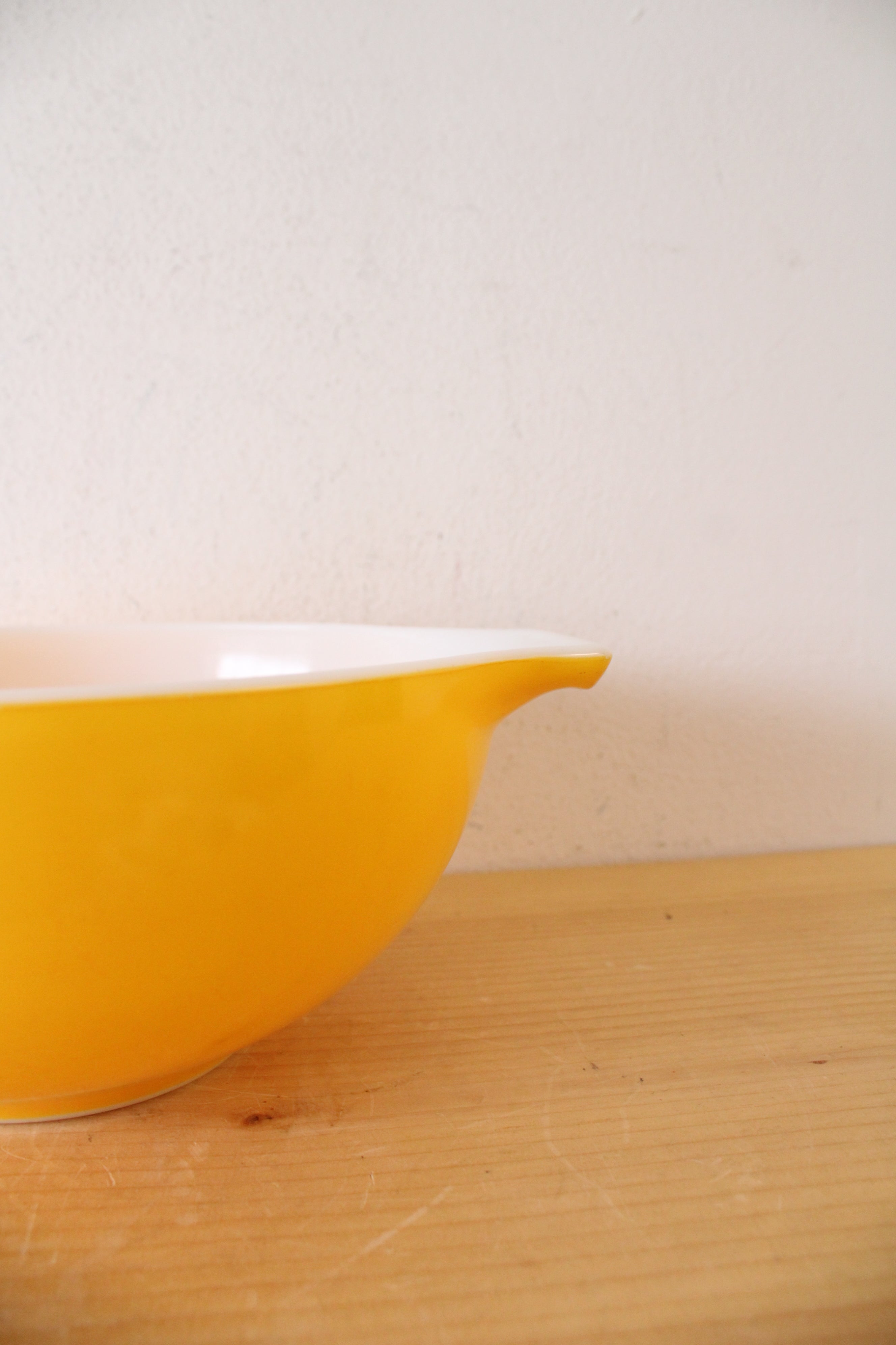 Pyrex Vintage #443 2.5 Quart Yellow Cinderella Bowl