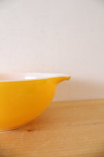 Pyrex Vintage #443 2.5 Quart Yellow Cinderella Bowl