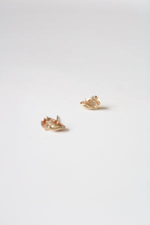 Sunstone Pear 585 Yellow Gold Stud Earrings
