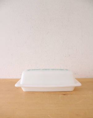 Pyrex Vintage Amish Butterprint Butter Dish