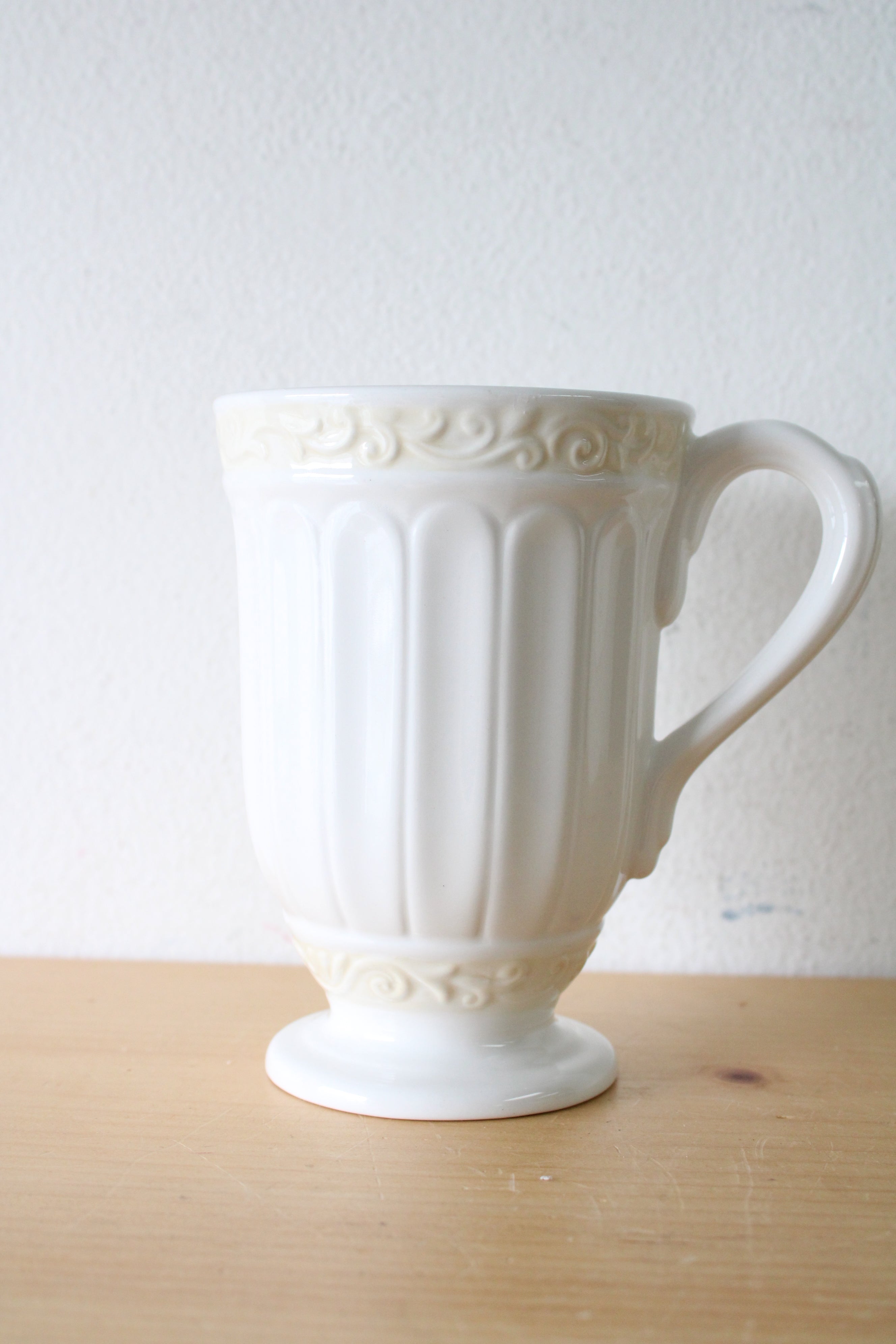 Lenox Butler's Pantry Pedestal White Mug