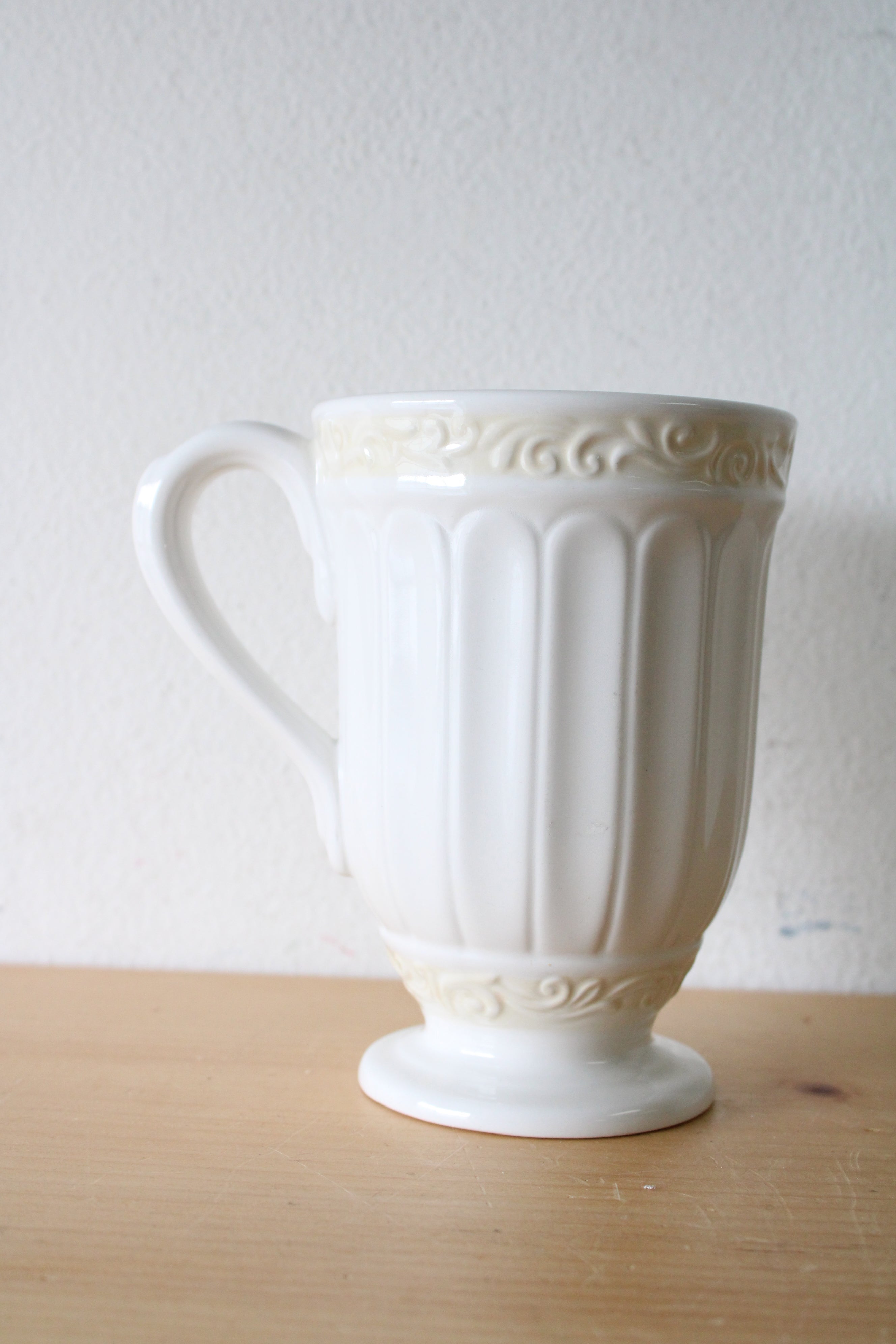 Lenox Butler's Pantry Pedestal White Mug