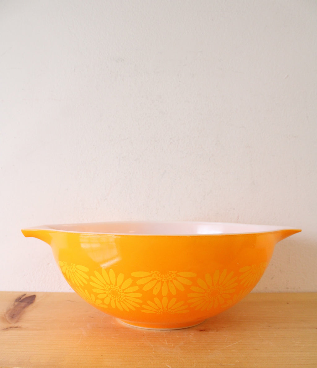 Pyrex Vintage #444 4 Quart Orange Sunflower Daisy Cinderella Bowl