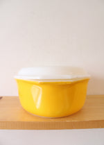 Pyrex Vintage #045 2.5 Quart Sunflower Daisy Covered Oval Baking Dish