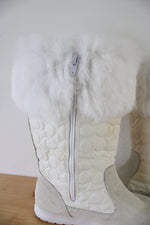Coach Talon White Monogramed Quitled Tan Leather & White Fur Boots | Size 9