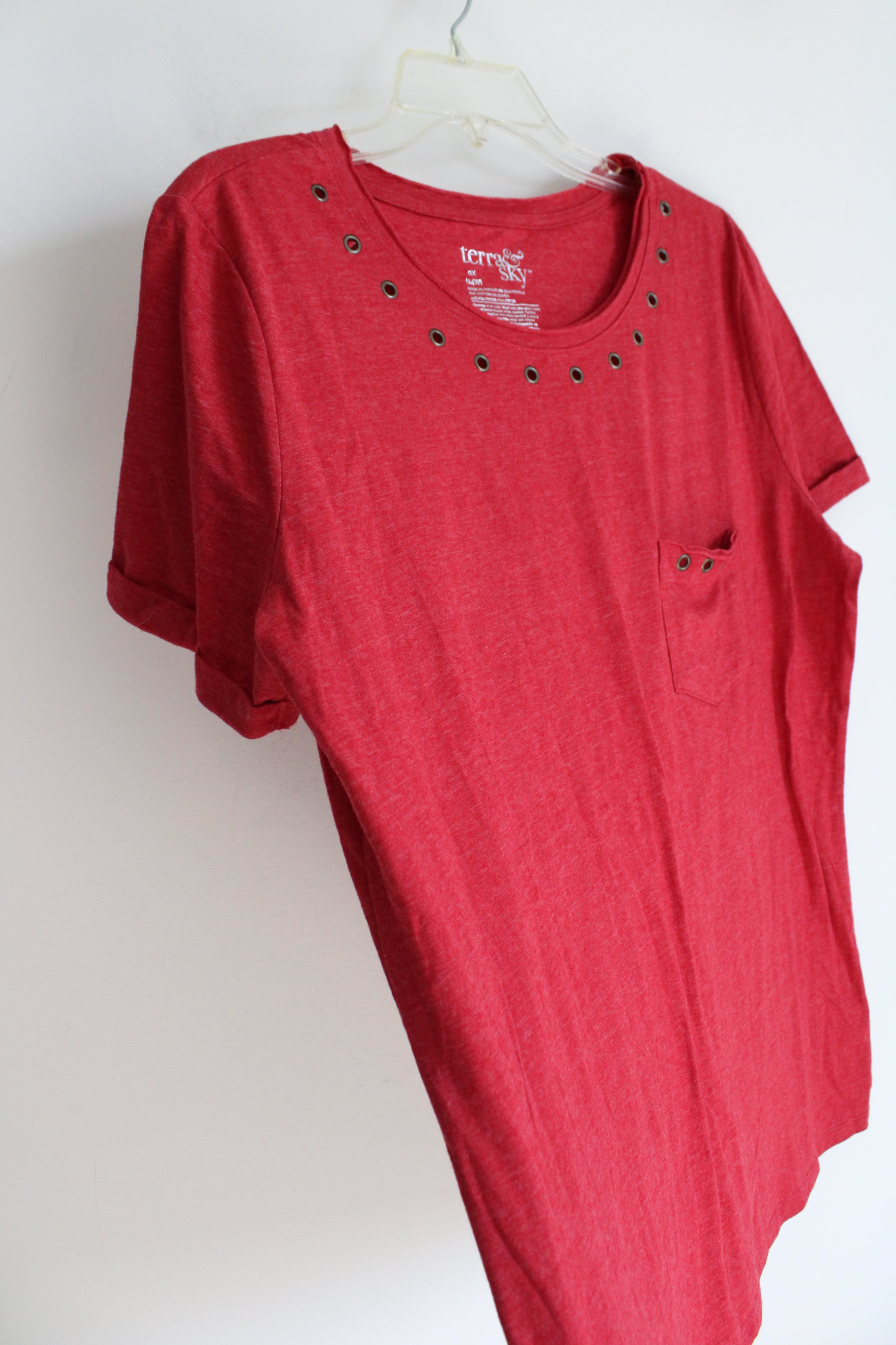 Terra & Sky Red Bronze Ring Pocket Tee | 14W