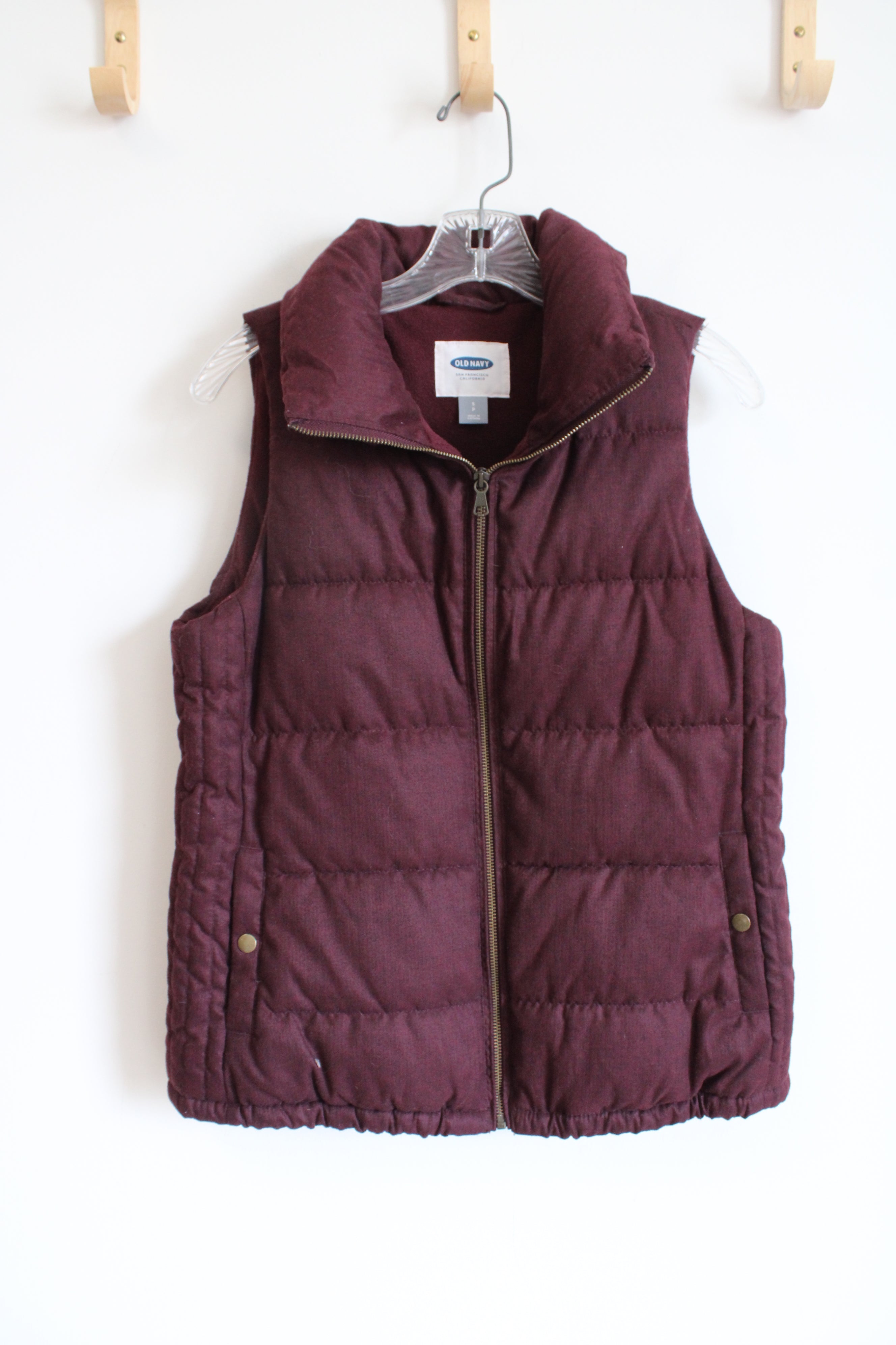 Old Navy Burgundy Puffer Vest | S