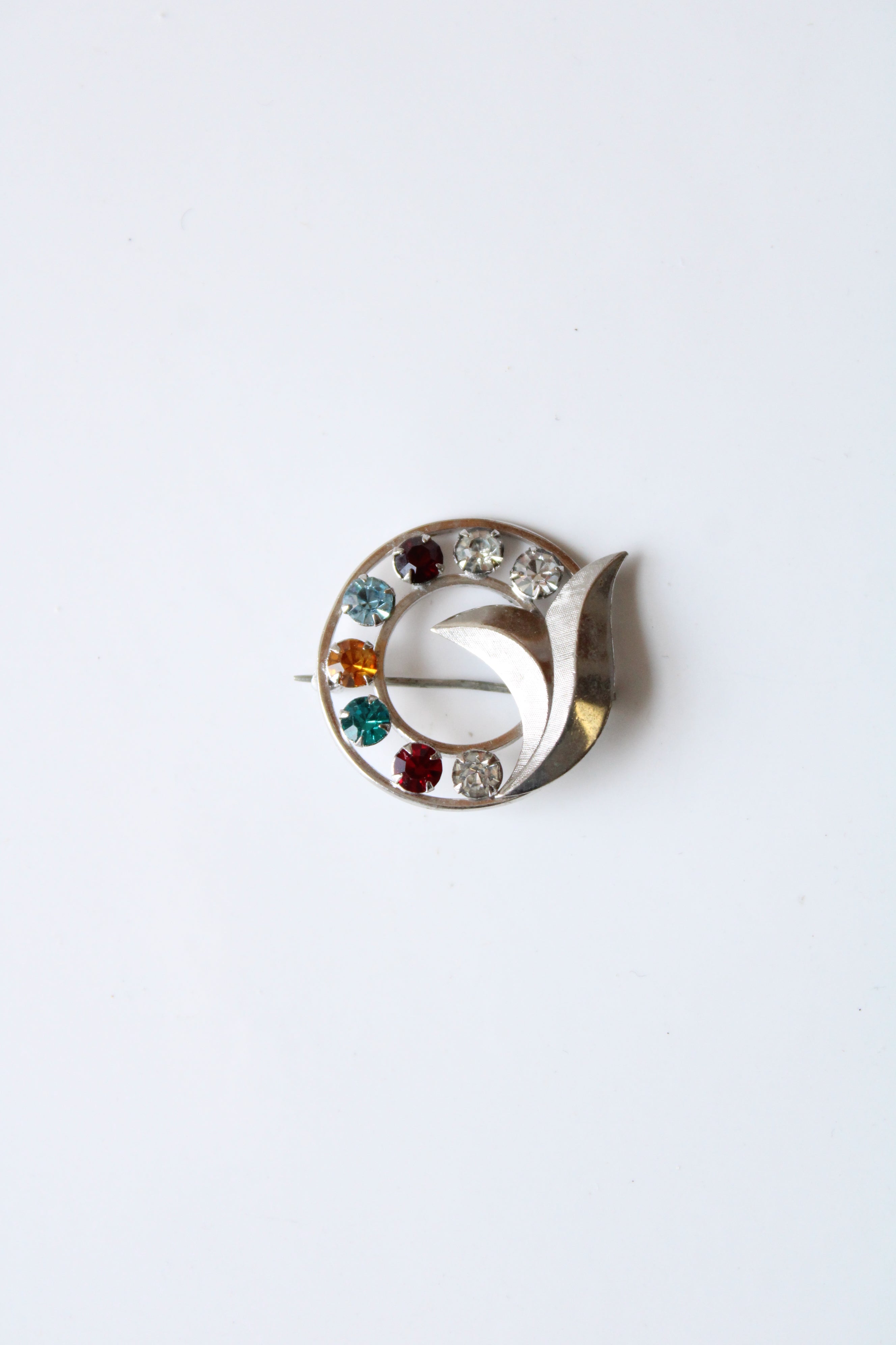 Catamore 1/20 14KT GF Multi Colored Stone Silver Pin