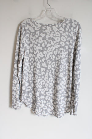 Old Navy Gray White Leopard Print Knit Long Sleeved Shirt | L