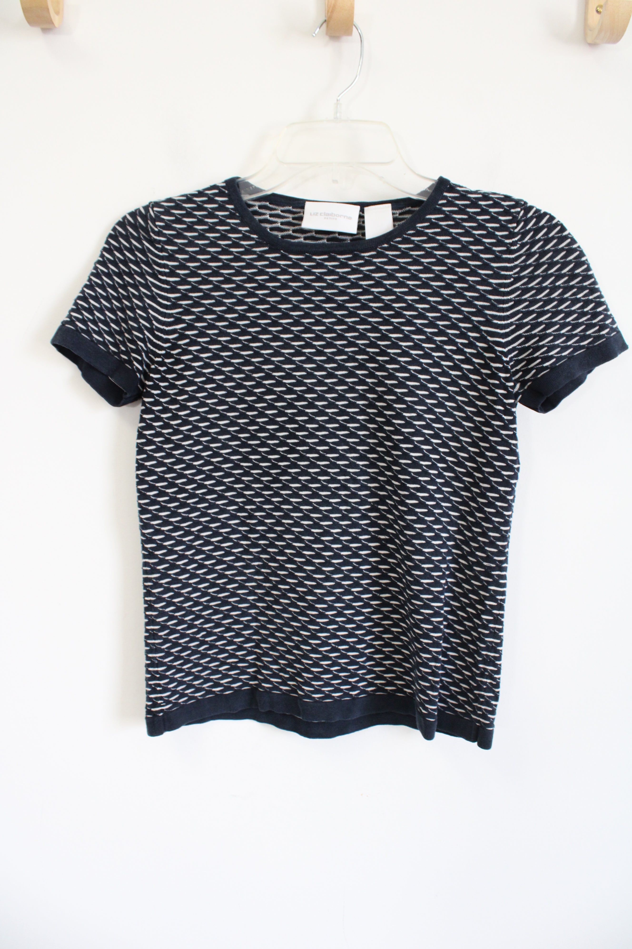 Liz Claiborne Navy Blue White Patterned Silk Knit Top | Petite