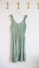 Lark & Grey Sage Green & White Floral Maxi Dress | L