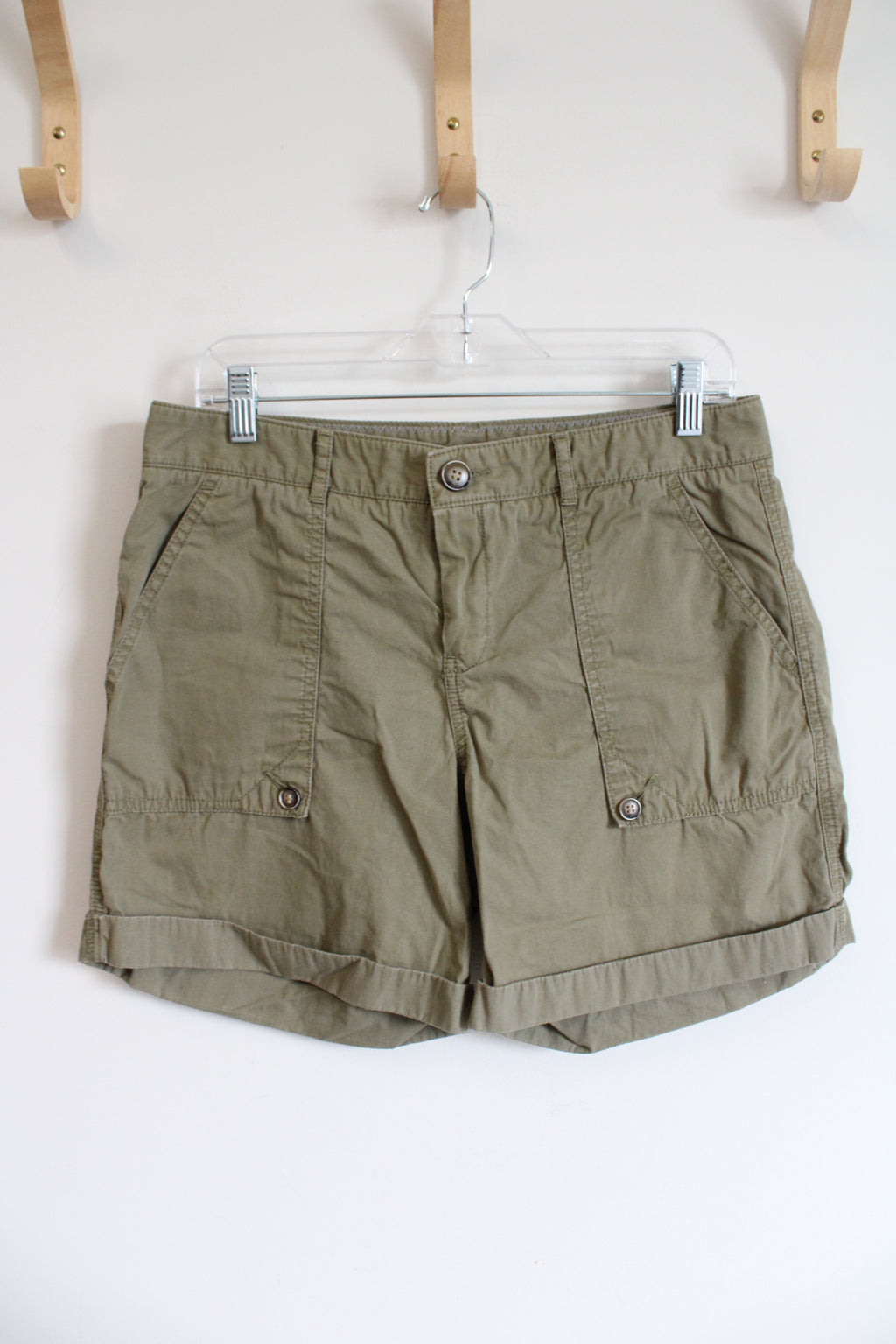 Dockers Green Cuffed Shorts | 10