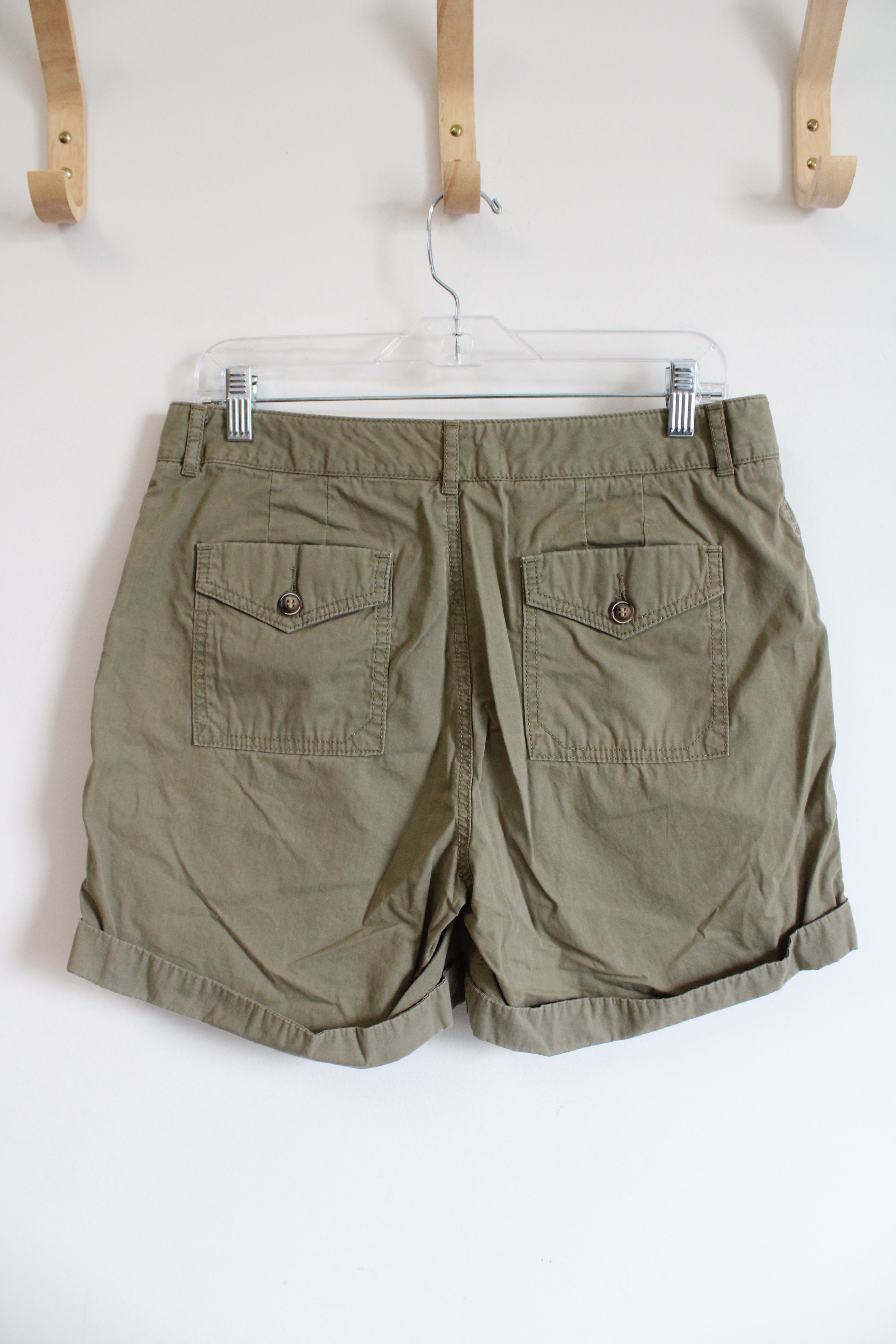 Dockers Green Cuffed Shorts | 10